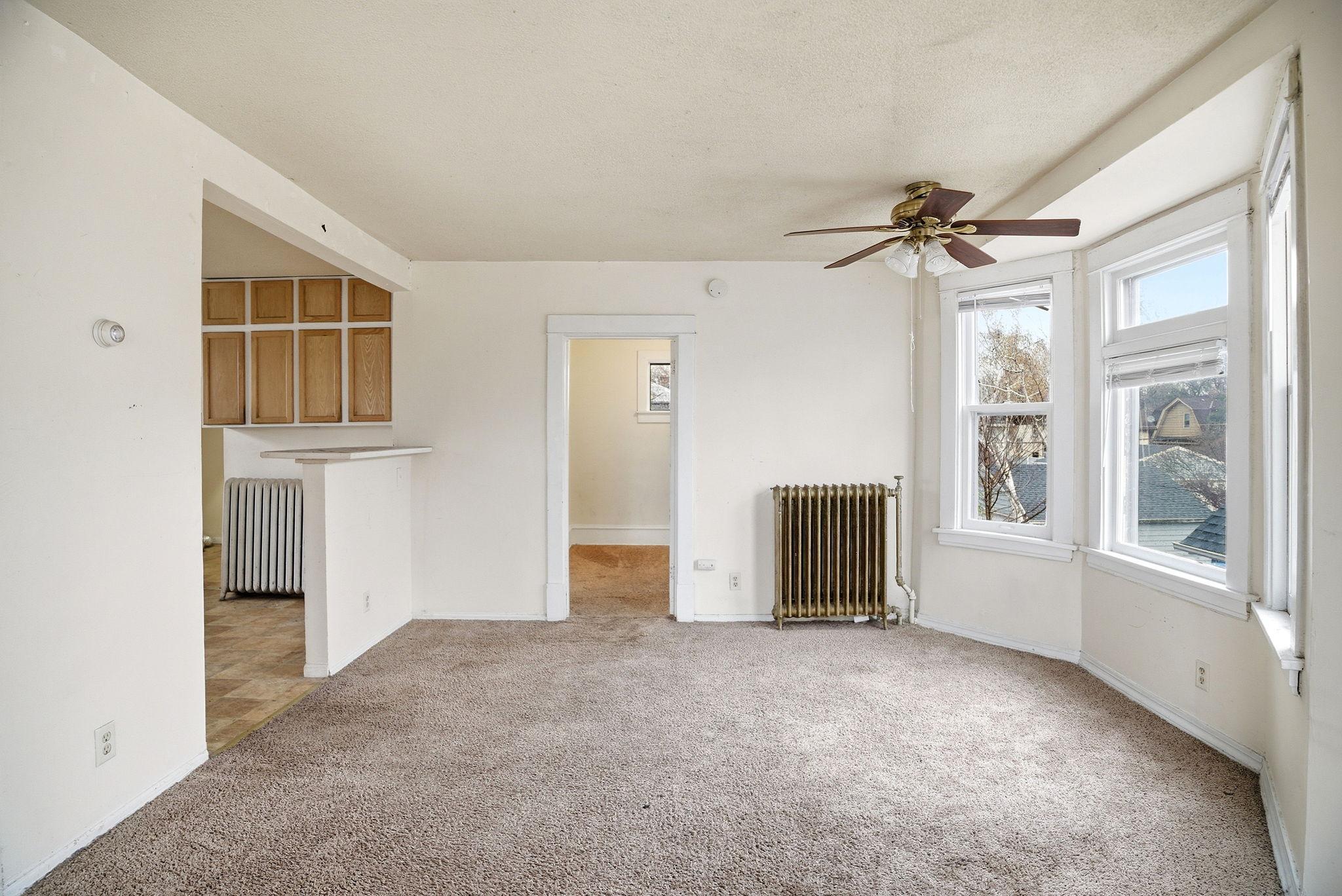 View of Residential Income at 1259 Charles Avenue, Saint Paul MN 55104, Saint Paul (7 of 16) - Mike Wilen | Minnesota Team Real Estate
