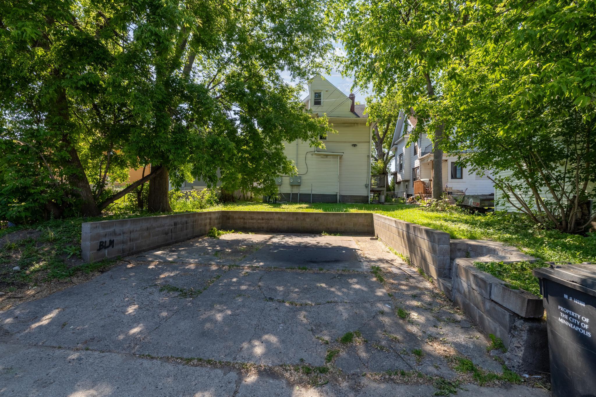 View of Residential Income at 3605 3rd Avenue, Minneapolis MN 55409, Minneapolis (21 of 21) - Mike Wilen | Minnesota Team Real Estate