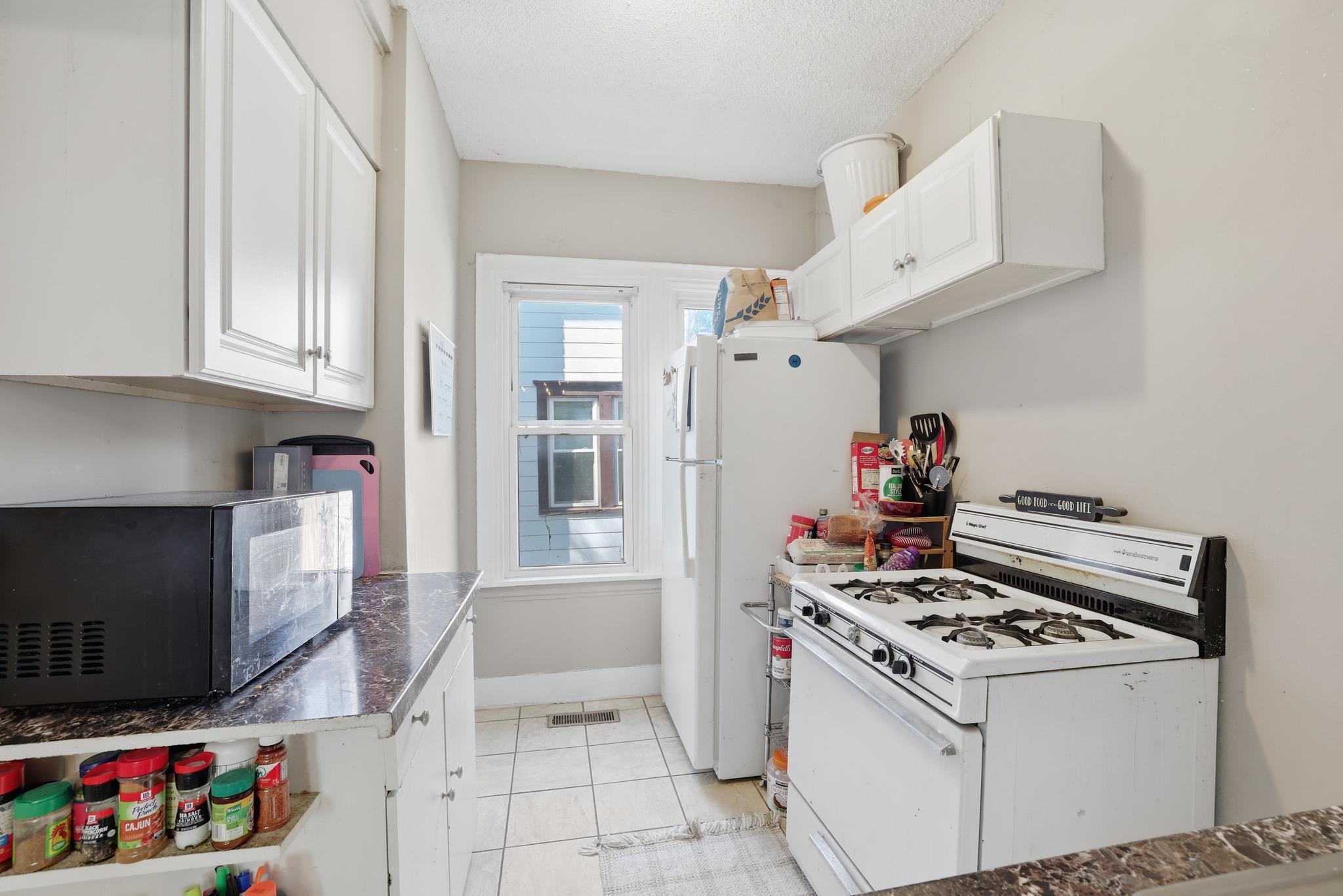 View of Residential Income at 3605 3rd Avenue, Minneapolis MN 55409, Minneapolis (7 of 21) - Mike Wilen | Minnesota Team Real Estate