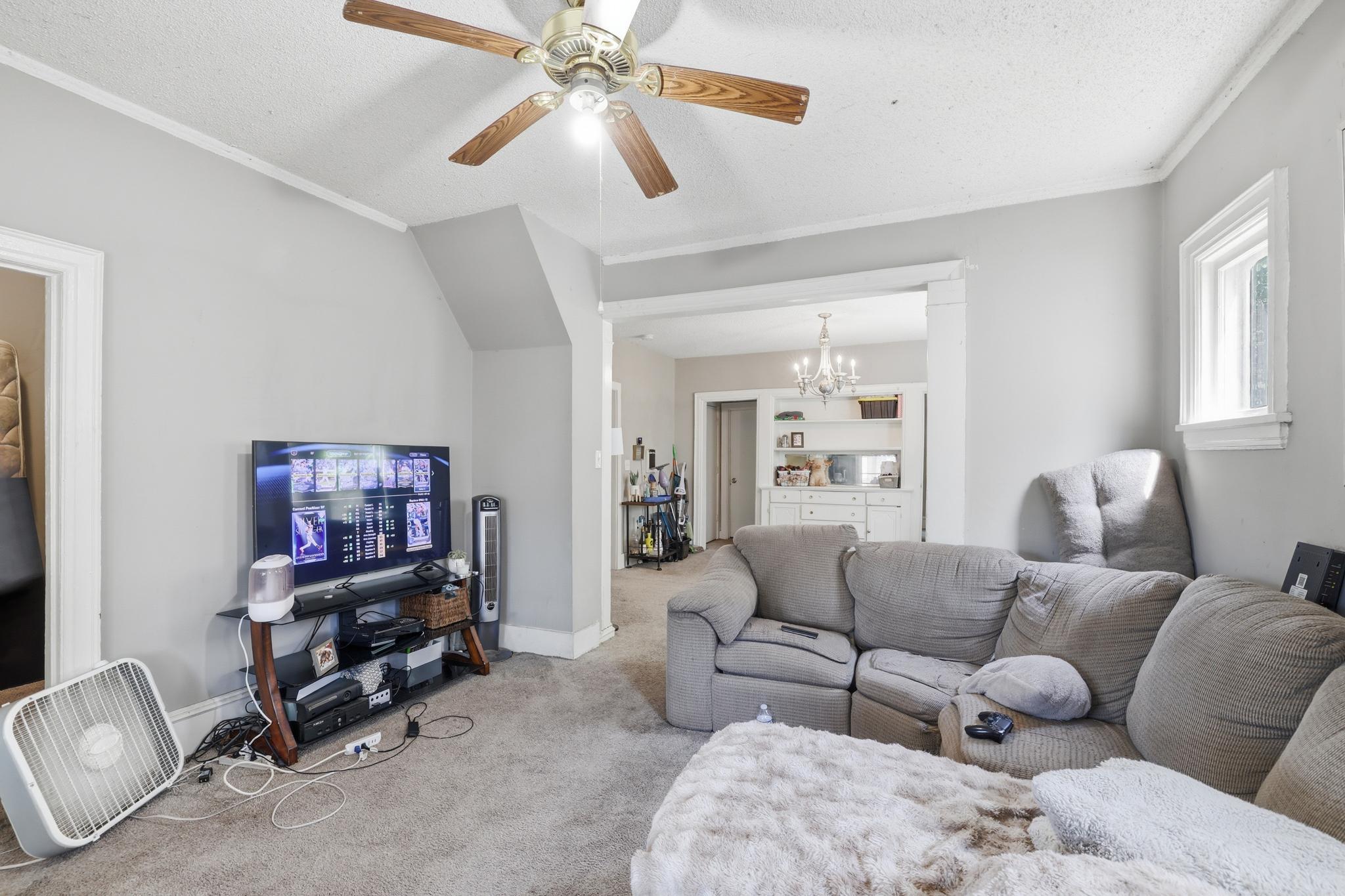 View of Residential Income at 3605 3rd Avenue, Minneapolis MN 55409, Minneapolis (3 of 21) - Mike Wilen | Minnesota Team Real Estate