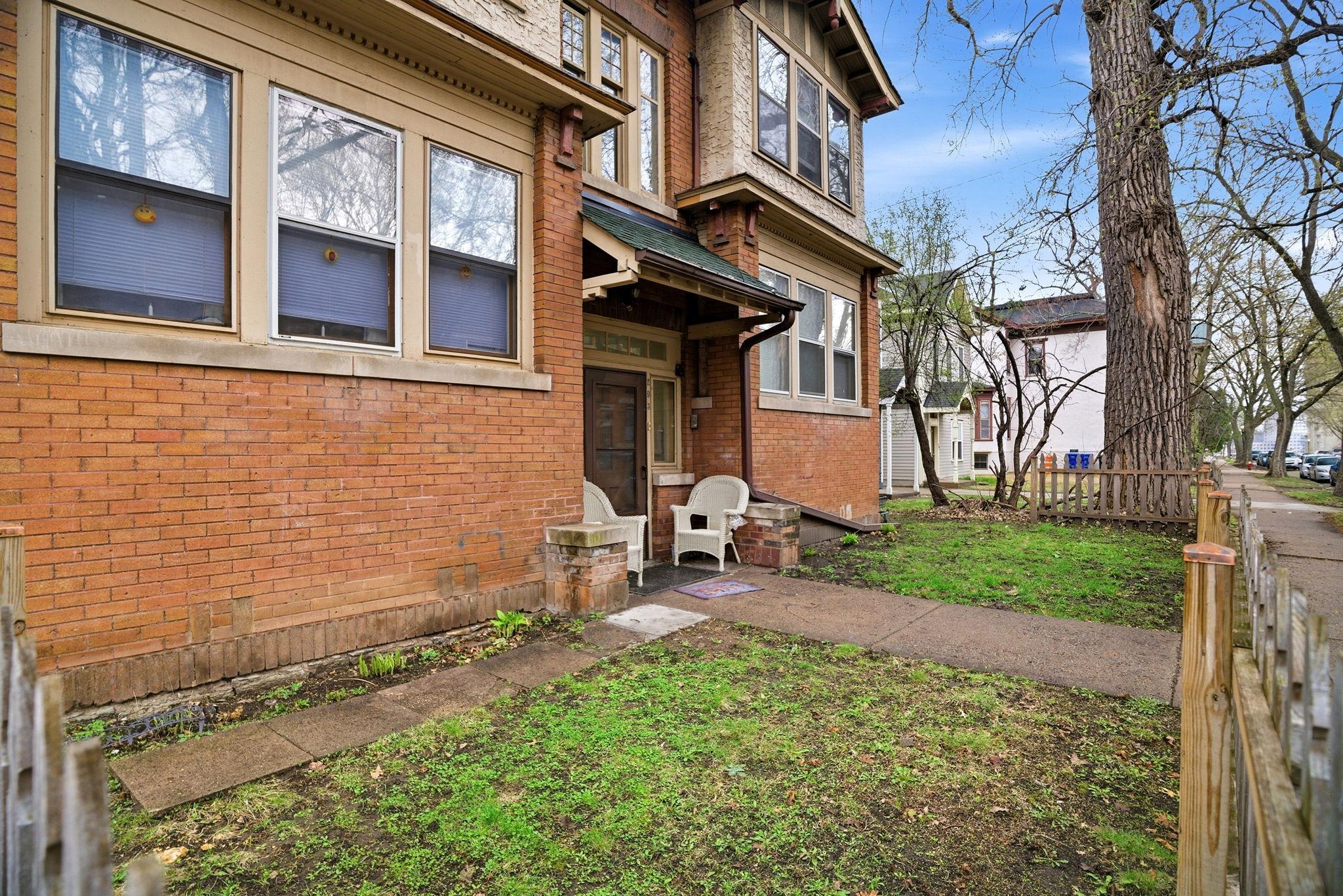 View of Commercial Sale at 293 Dayton Avenue, Saint Paul MN 55102, Saint Paul (3 of 14) - Mike Wilen | Minnesota Team Real Estate