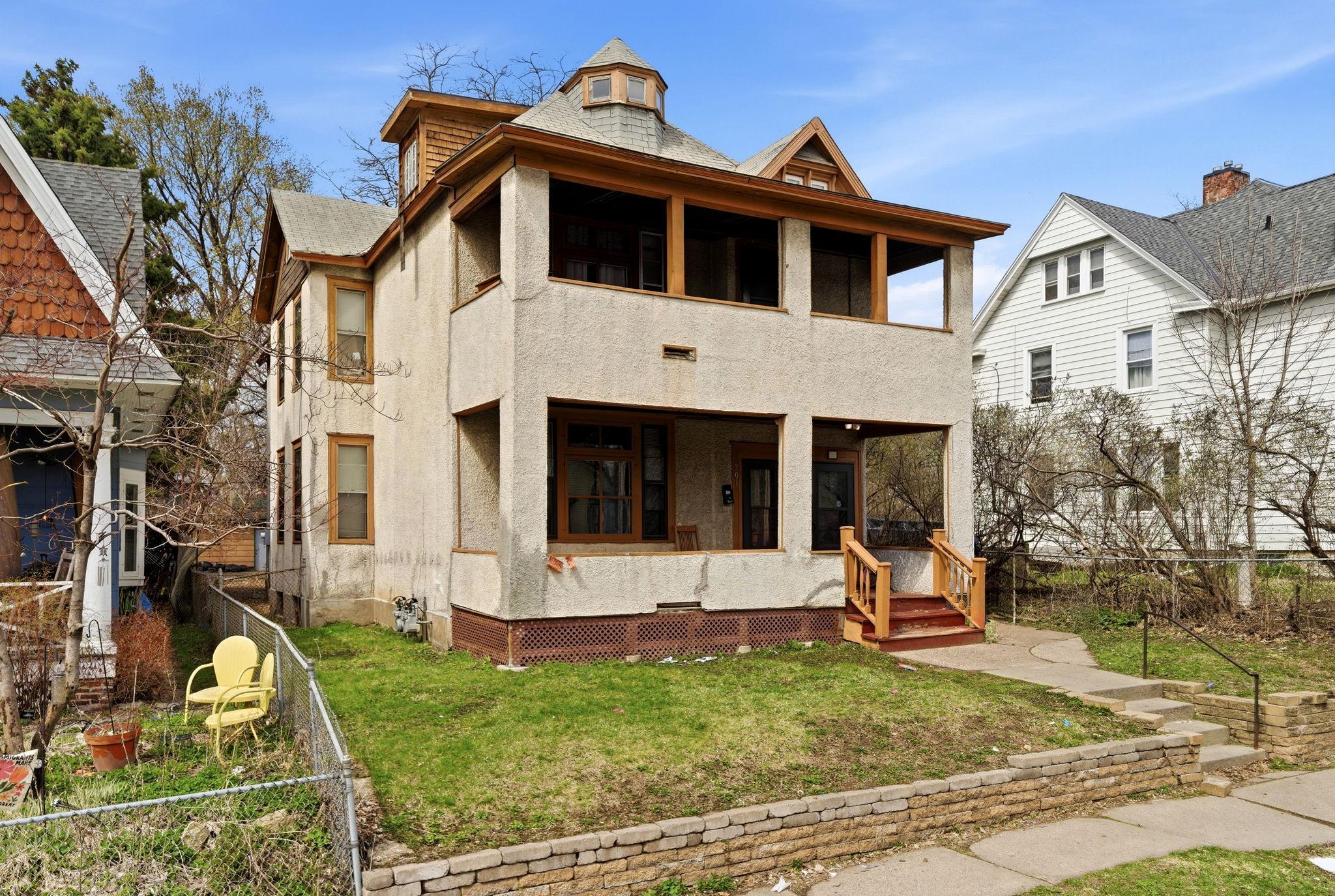 View of Residential Income at 701 4th Street, Saint Paul MN 55106, Saint Paul (2 of 14) - Mike Wilen | Minnesota Team Real Estate