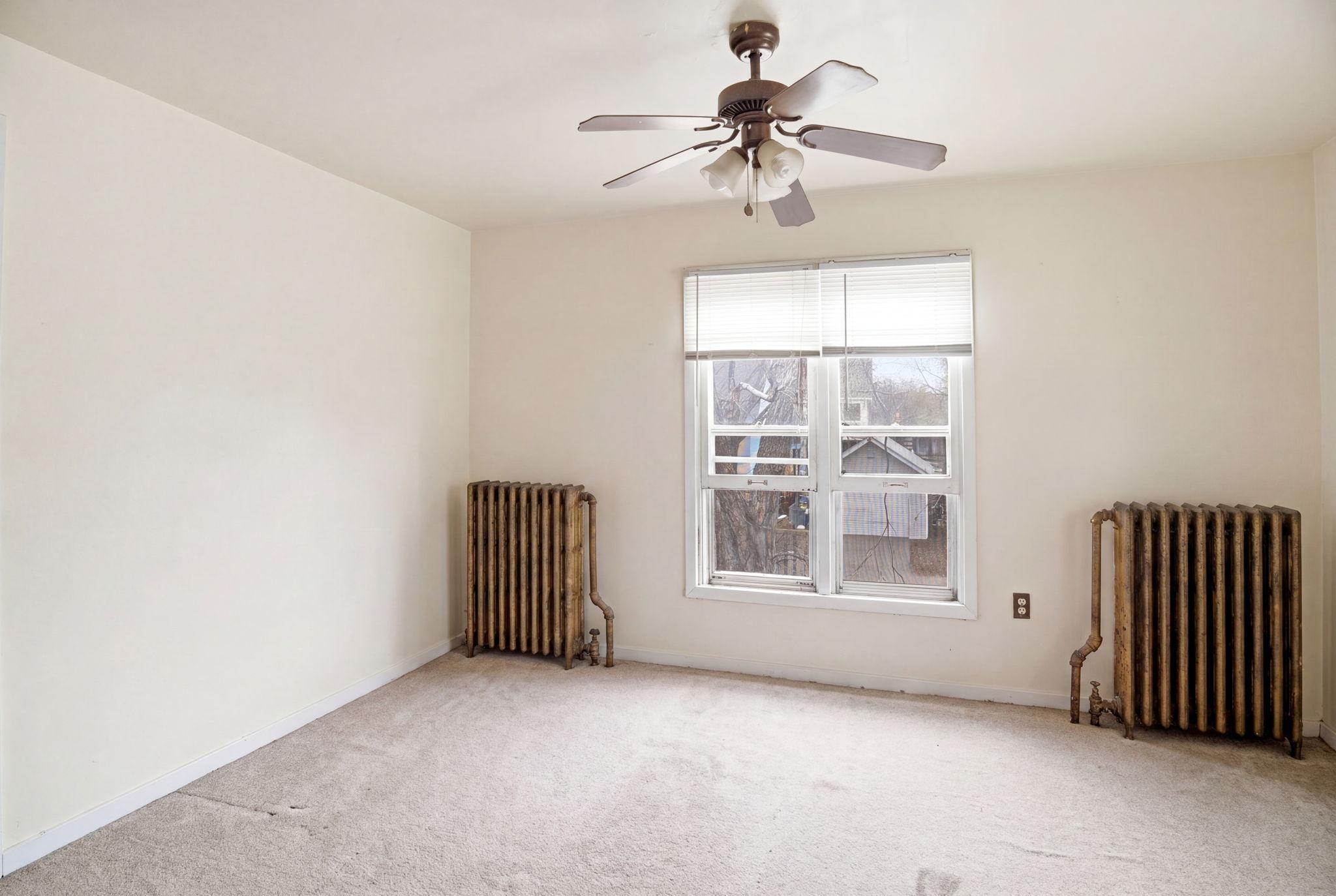 View of Residential Income at 529 Galtier Street, Saint Paul MN 55103, Saint Paul (9 of 13) - Mike Wilen | Minnesota Team Real Estate