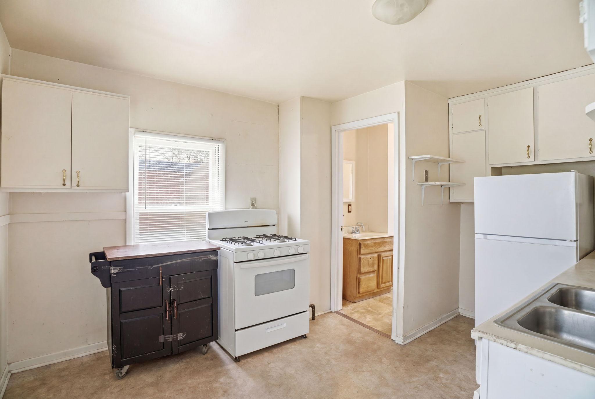 View of Residential Income at 529 Galtier Street, Saint Paul MN 55103, Saint Paul (6 of 13) - Mike Wilen | Minnesota Team Real Estate