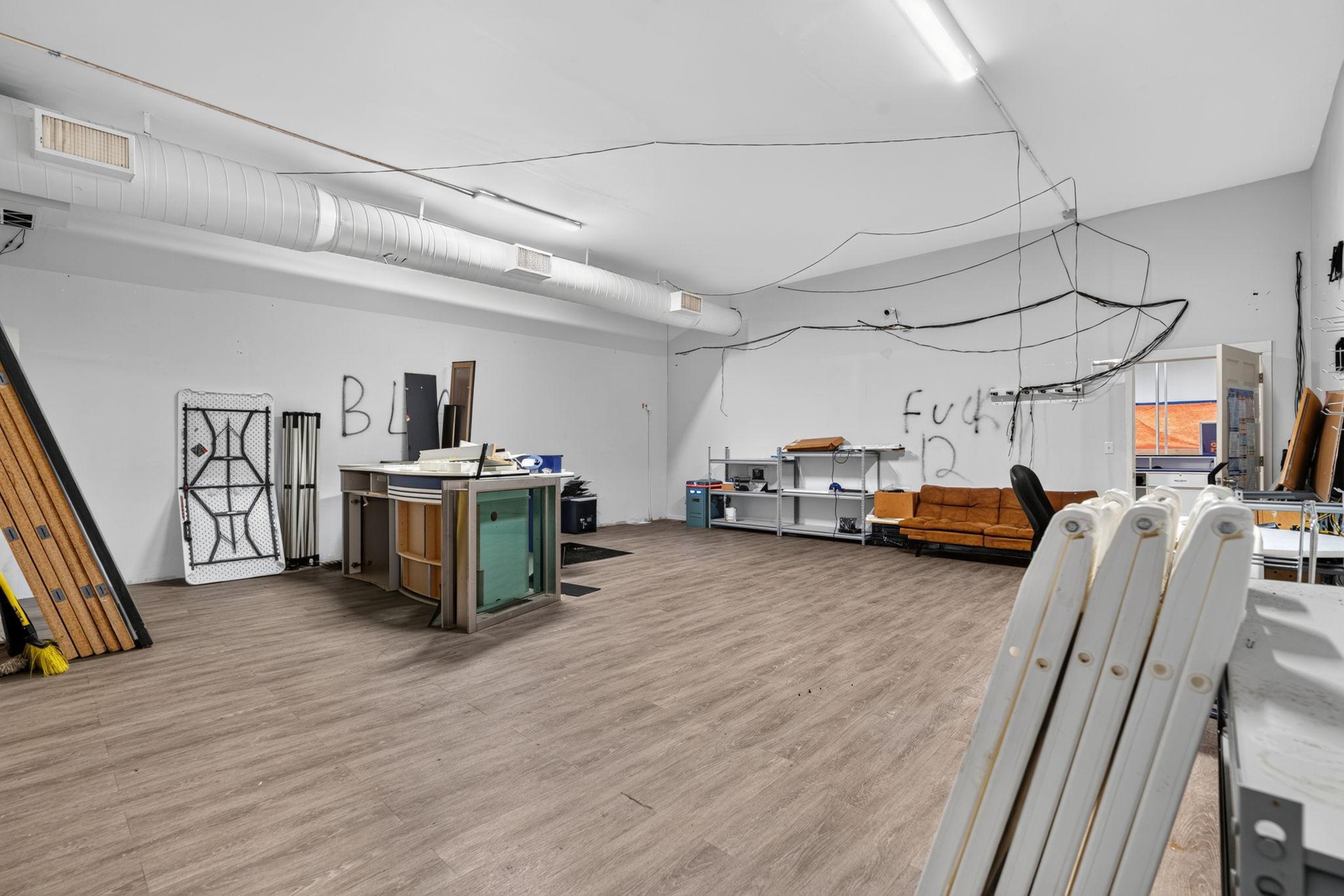 View of Commercial Sale at 1005 Broadway Avenue, Minneapolis MN 55411, Minneapolis (19 of 34) - Mike Wilen | Minnesota Team Real Estate