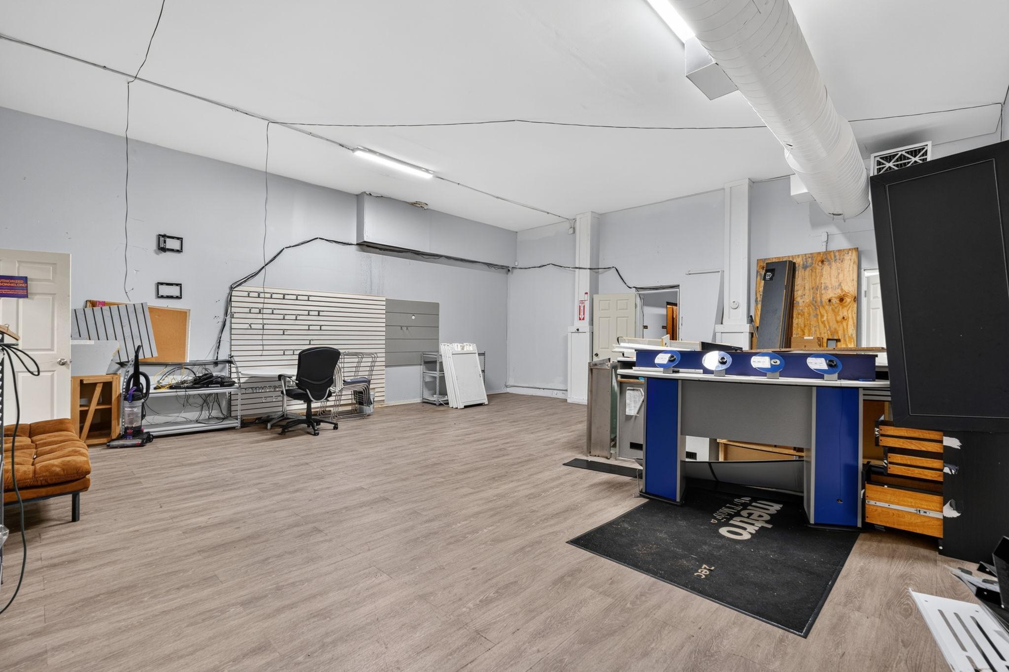 View of Commercial Sale at 1005 Broadway Avenue, Minneapolis MN 55411, Minneapolis (18 of 34) - Mike Wilen | Minnesota Team Real Estate