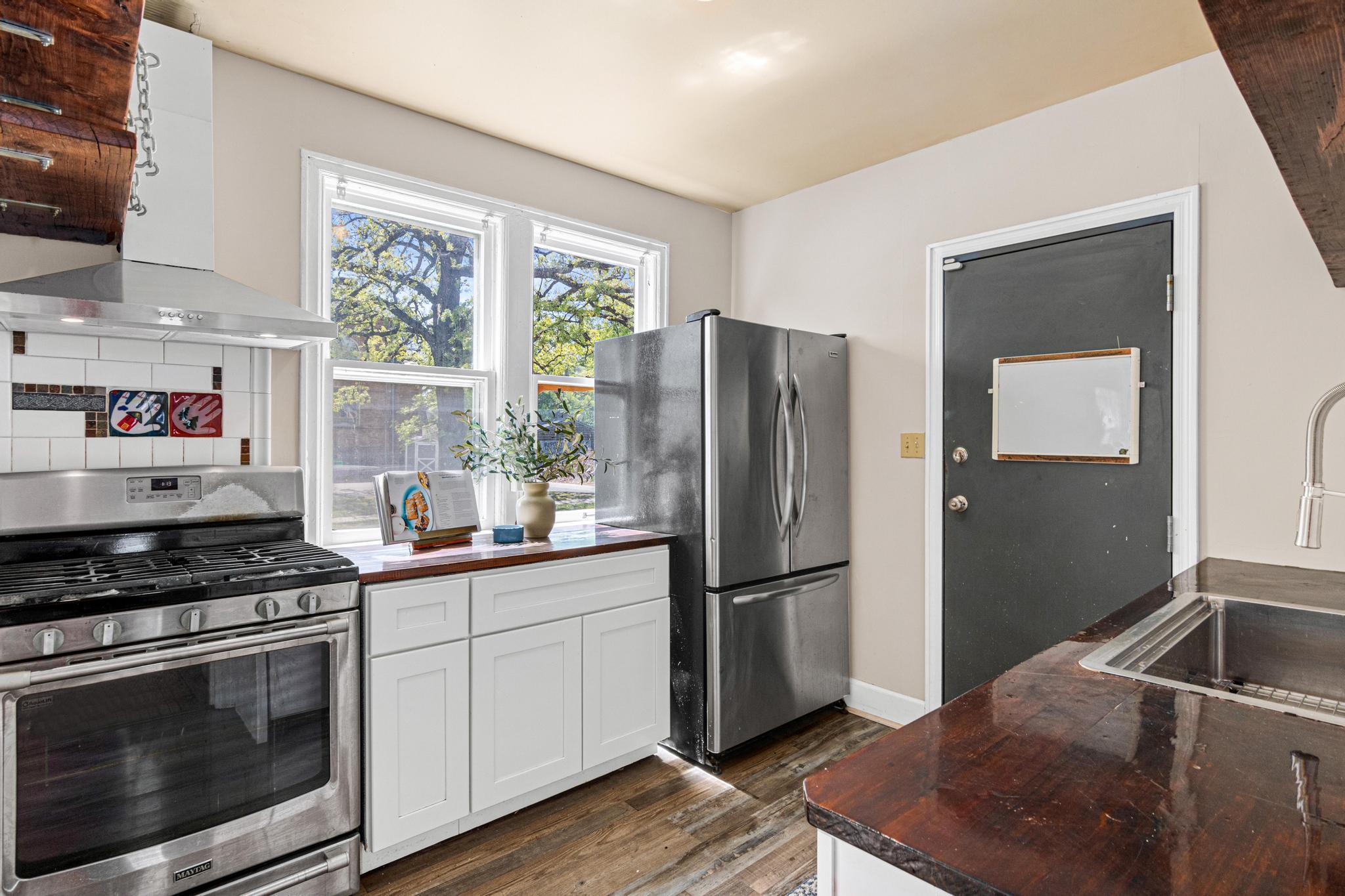 View of Residential at 1203 Morgan Avenue, Minneapolis MN 55411, Minneapolis (13 of 38) - Mike Wilen | Minnesota Team Real Estate
