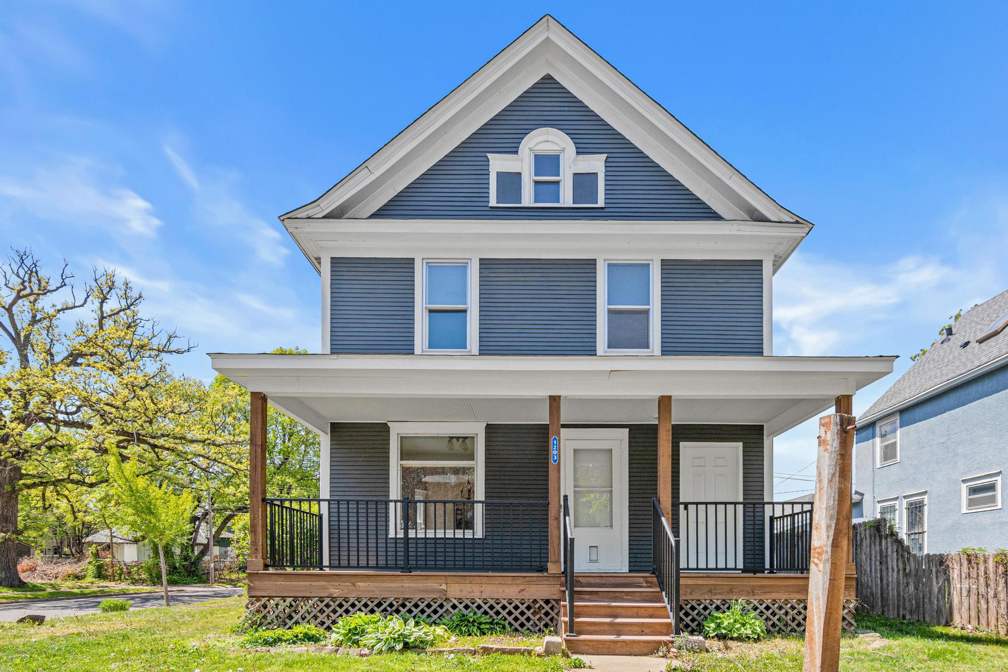 View of Residential at 1203 Morgan Avenue, Minneapolis MN 55411, Minneapolis (2 of 38) - Mike Wilen | Minnesota Team Real Estate