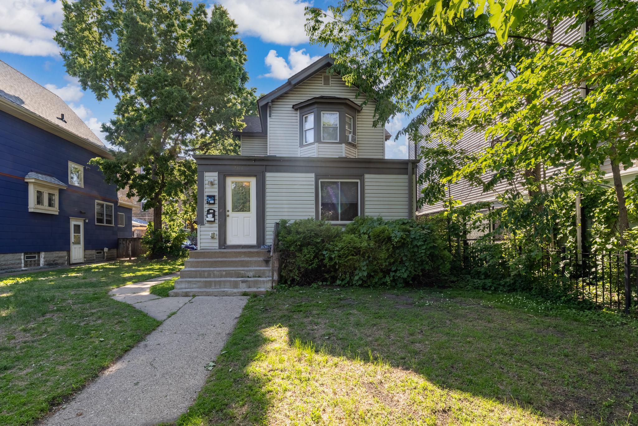 View of Residential Income at 2314 Portland Avenue, Minneapolis MN 55404, Minneapolis (2 of 22) - Mike Wilen | Minnesota Team Real Estate