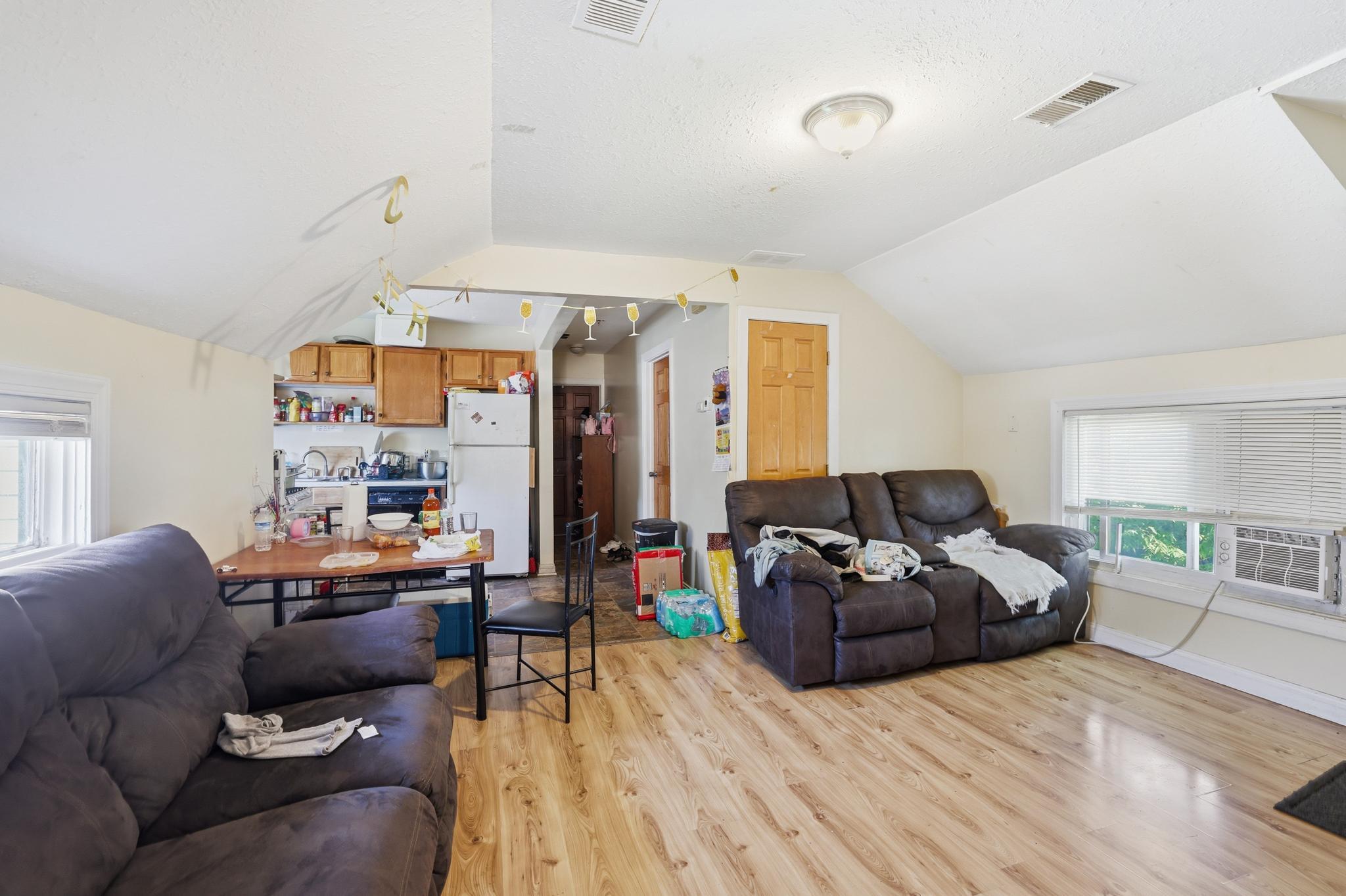 View of Residential Income at 2314 Portland Avenue, Minneapolis MN 55404, Minneapolis (7 of 22) - Mike Wilen | Minnesota Team Real Estate