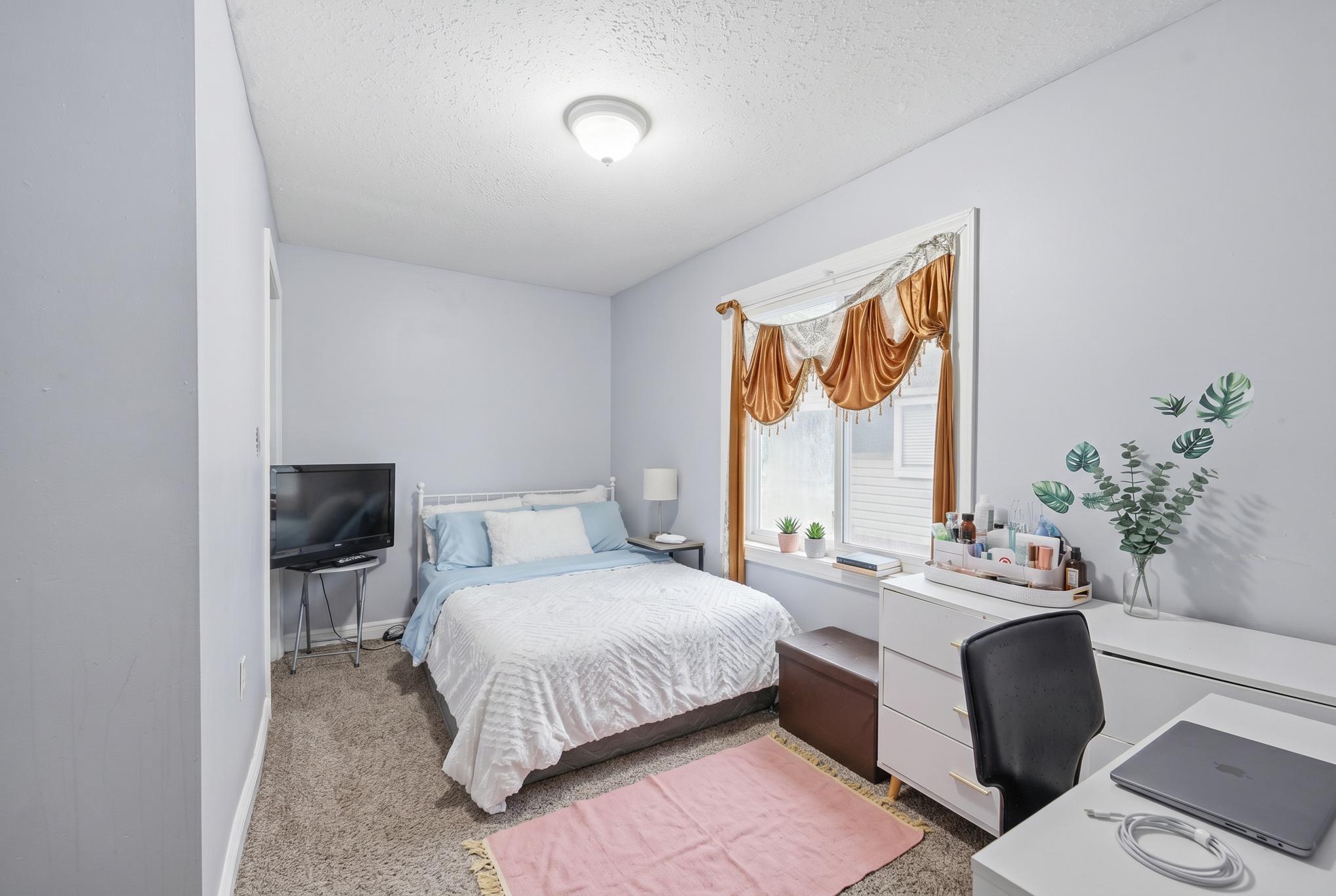 View of Residential Income at 2314 Portland Avenue, Minneapolis MN 55404, Minneapolis (6 of 22) - Mike Wilen | Minnesota Team Real Estate