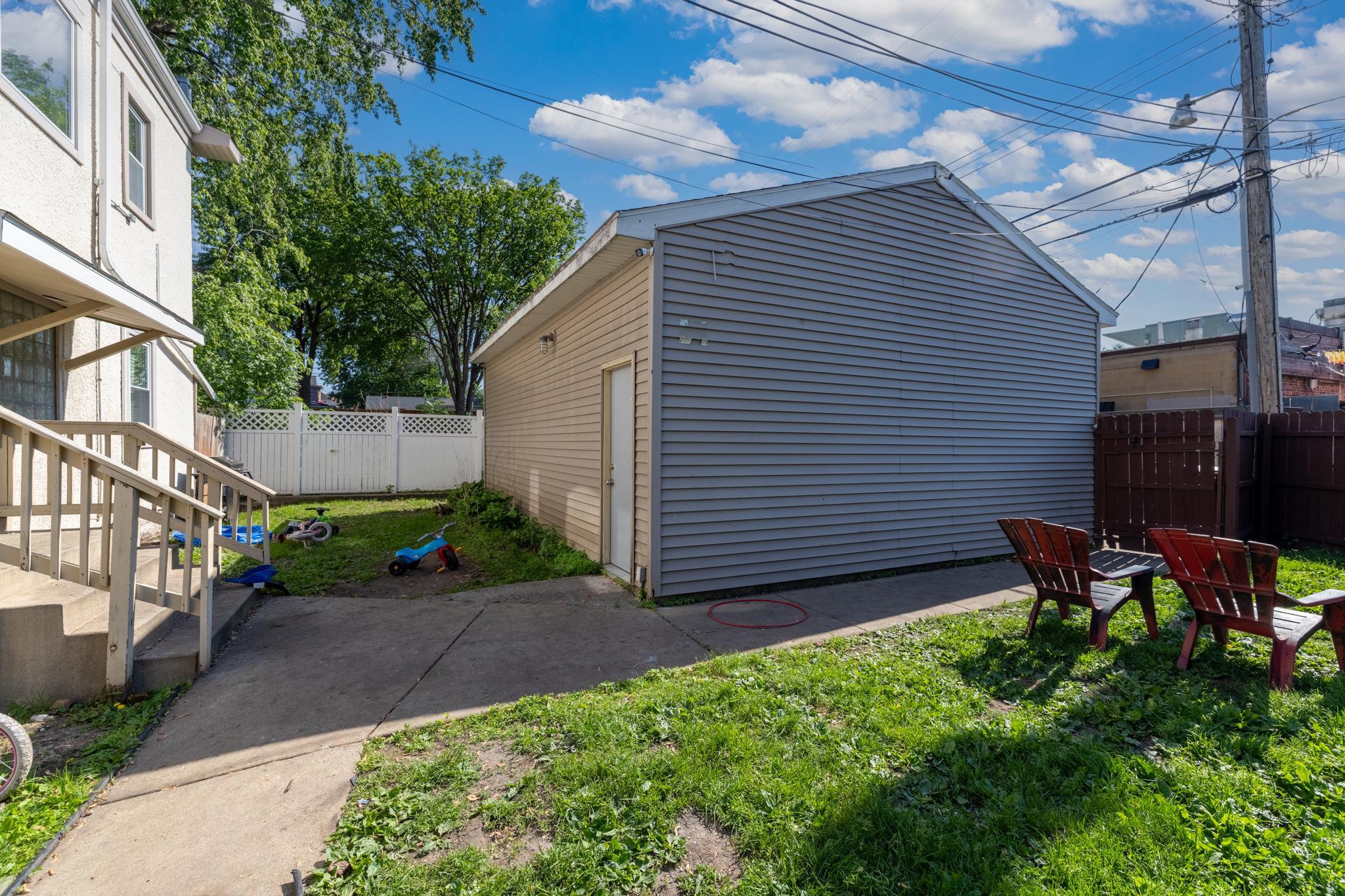 View of Residential Income at 3500 1st Avenue, Minneapolis MN 55408, Minneapolis (23 of 25) - Mike Wilen | Minnesota Team Real Estate