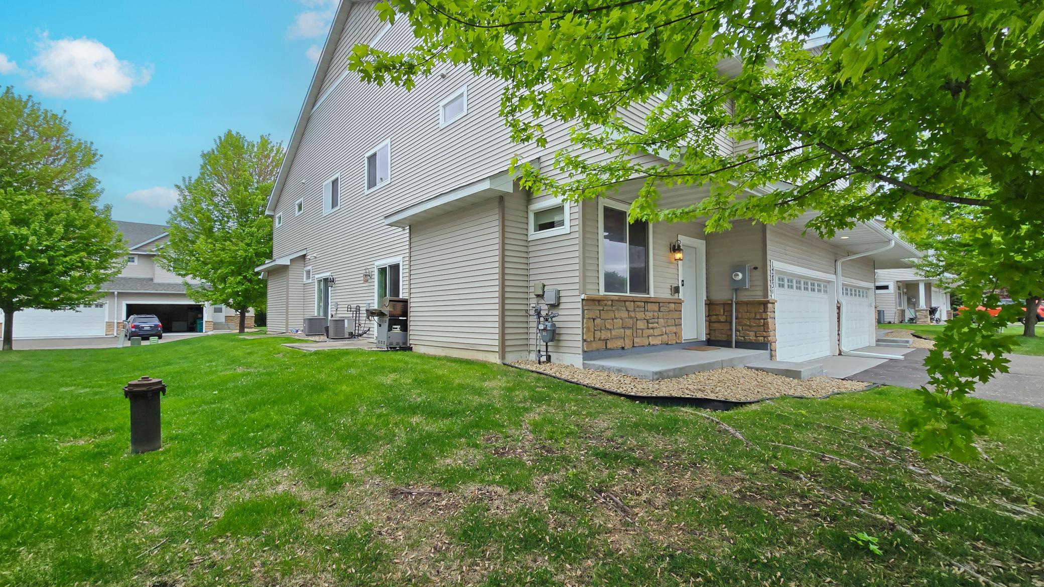 View of Residential at 1283 County Road D Circle #B, Vadnais Heights MN 55109, Vadnais Heights (4 of 23) - Mike Wilen | Minnesota Team Real Estate