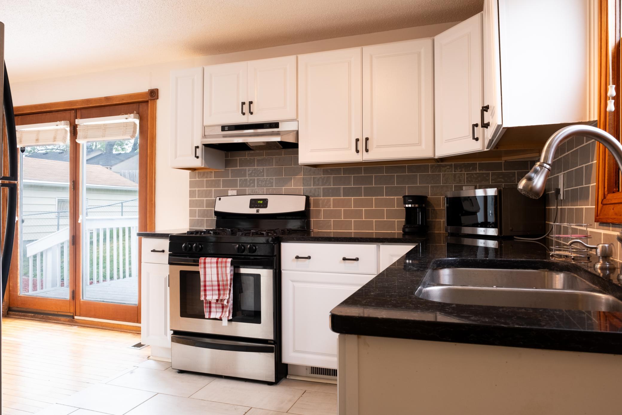 View of Residential at 834 Algonquin Avenue, Saint Paul MN 55119, Saint Paul (8 of 19) - Mike Wilen | Minnesota Team Real Estate