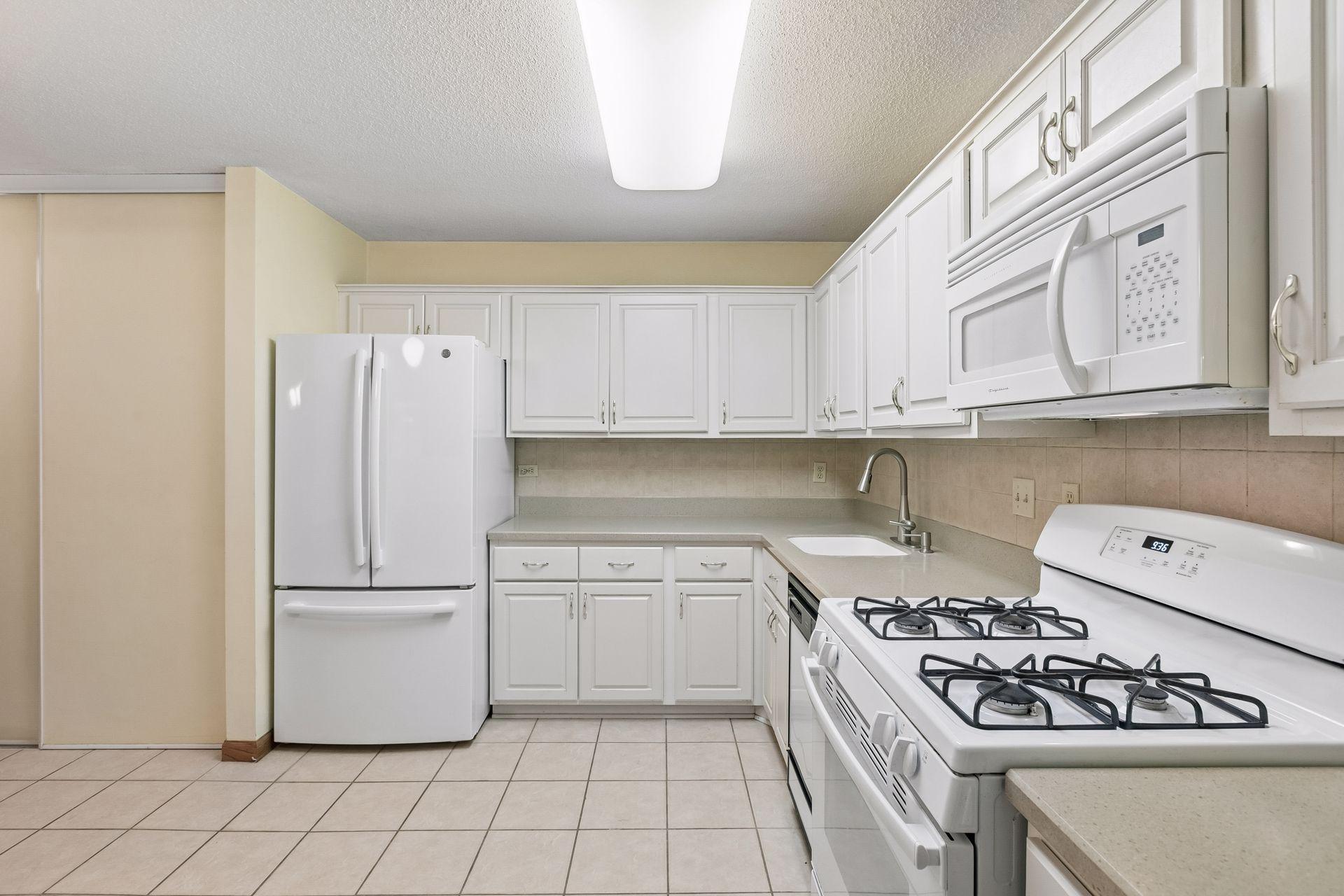 View of Residential at 944 Zanzibar Lane, Plymouth MN 55447, Plymouth (16 of 54) - Mike Wilen | Minnesota Team Real Estate