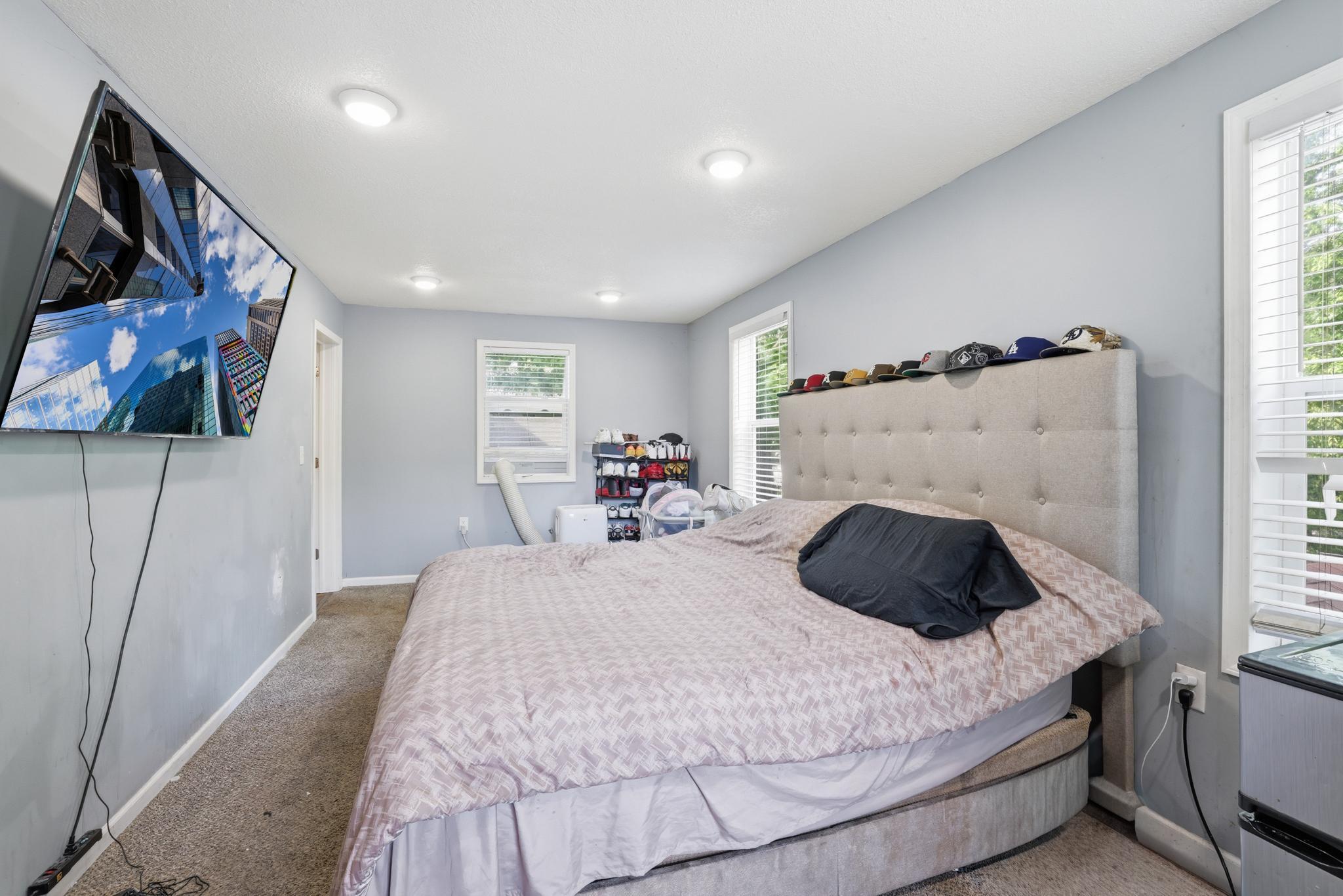 View of Residential at 4623 Dupont Avenue, Minneapolis MN 55412, Minneapolis (15 of 19) - Mike Wilen | Minnesota Team Real Estate