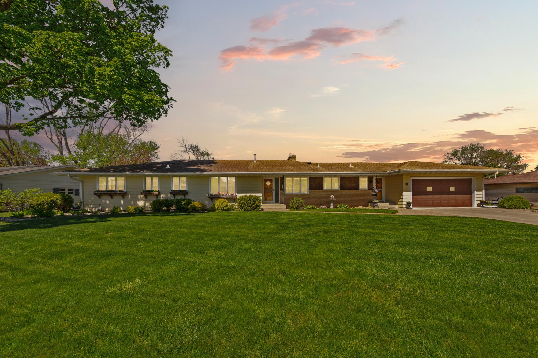 View of Residential at 808 Hillcrest Drive, Montgomery MN 56069, Montgomery (2 of 55) - Mike Wilen | Minnesota Team Real Estate