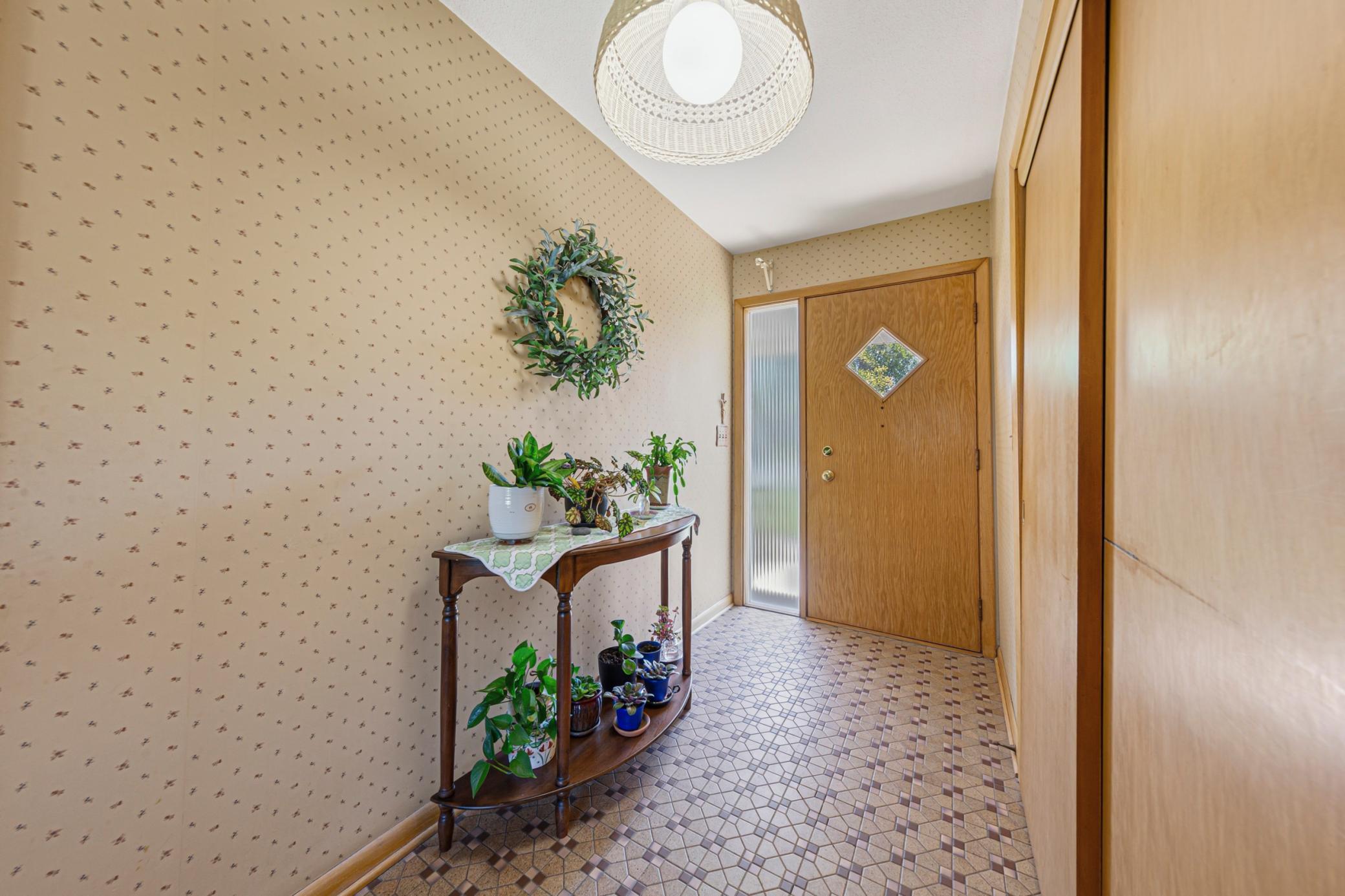 View of Residential at 808 Hillcrest Drive, Montgomery MN 56069, Montgomery (10 of 55) - Mike Wilen | Minnesota Team Real Estate