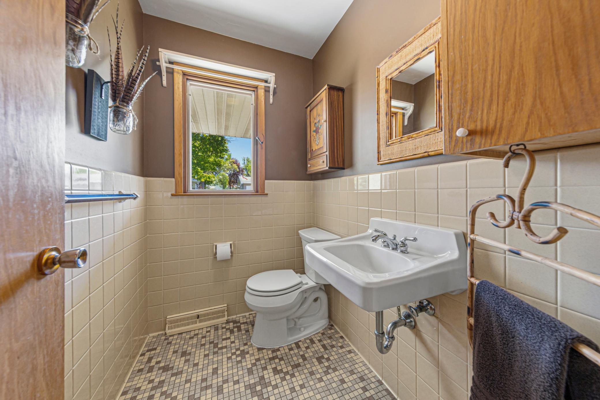 View of Residential at 808 Hillcrest Drive, Montgomery MN 56069, Montgomery (16 of 55) - Mike Wilen | Minnesota Team Real Estate
