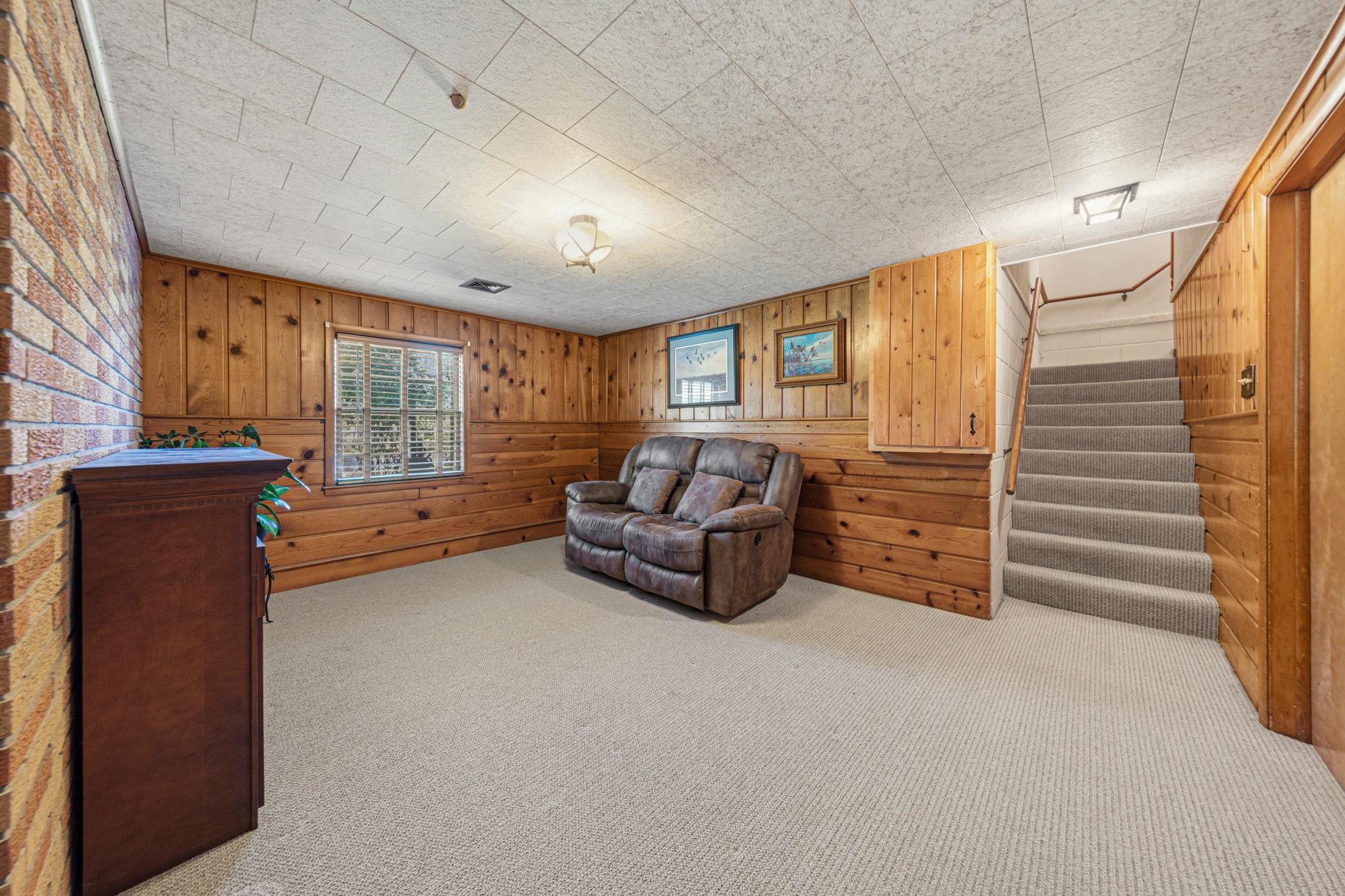 View of Residential at 808 Hillcrest Drive, Montgomery MN 56069, Montgomery (31 of 55) - Mike Wilen | Minnesota Team Real Estate