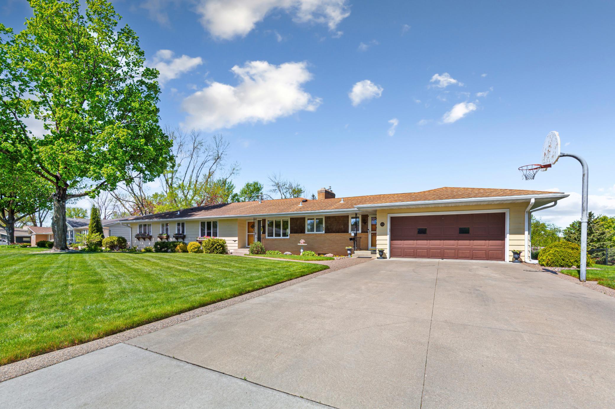 View of Residential at 808 Hillcrest Drive, Montgomery MN 56069, Montgomery (42 of 55) - Mike Wilen | Minnesota Team Real Estate