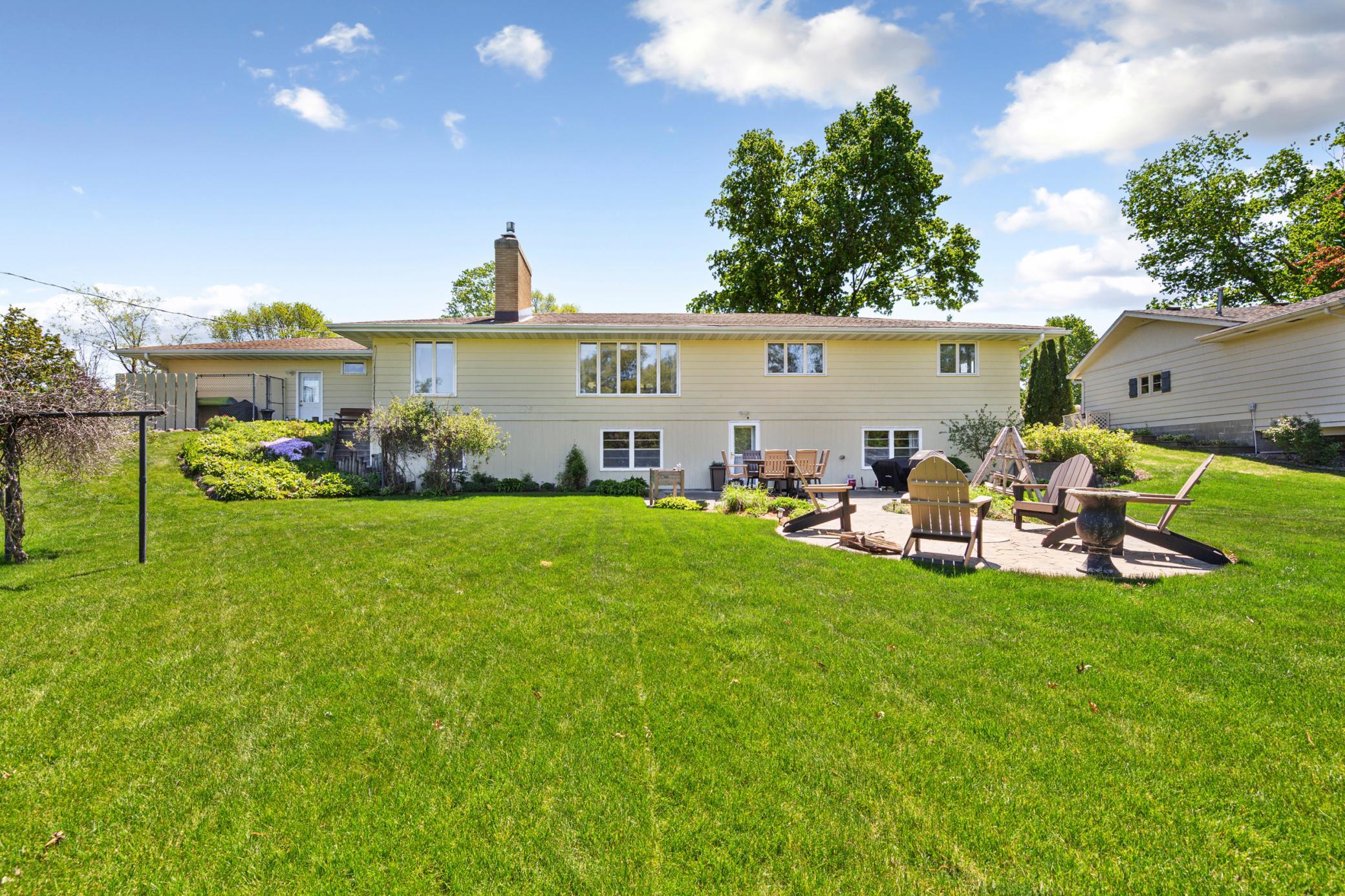 View of Residential at 808 Hillcrest Drive, Montgomery MN 56069, Montgomery (45 of 55) - Mike Wilen | Minnesota Team Real Estate