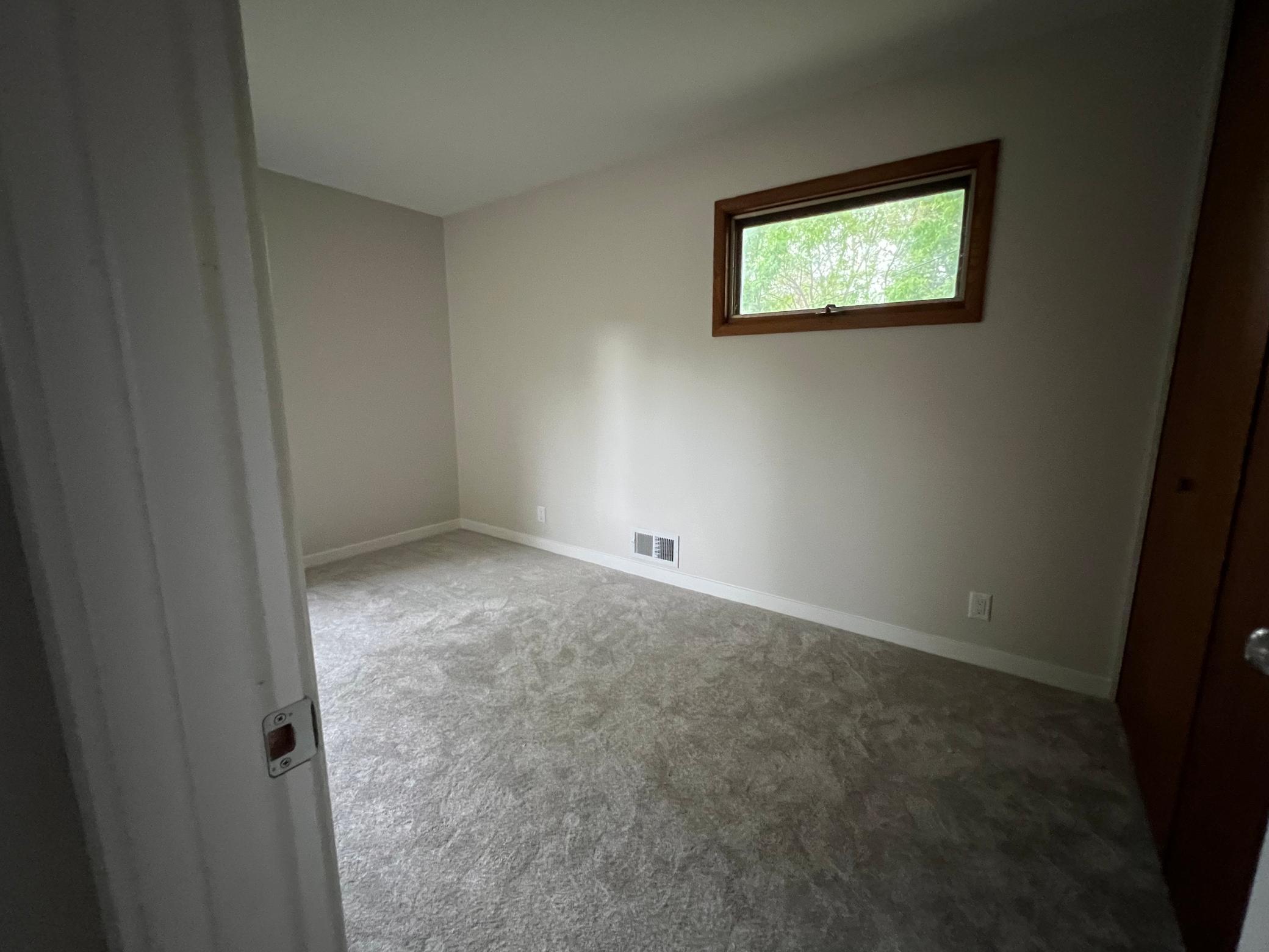 View of Residential at 122 Craig Way, Fridley MN 55432, Fridley (27 of 56) - Mike Wilen | Minnesota Team Real Estate