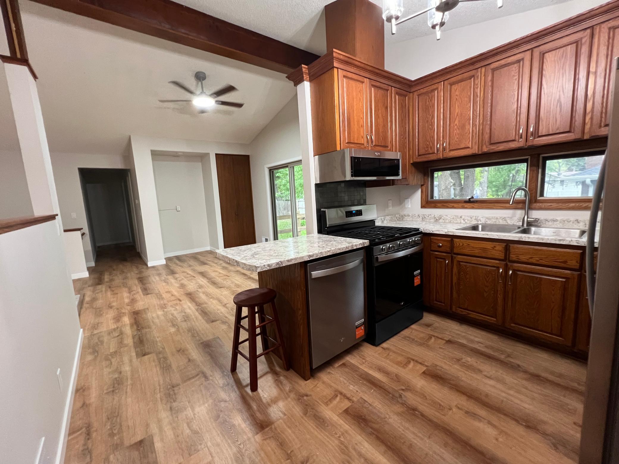 View of Residential at 122 Craig Way, Fridley MN 55432, Fridley (11 of 56) - Mike Wilen | Minnesota Team Real Estate