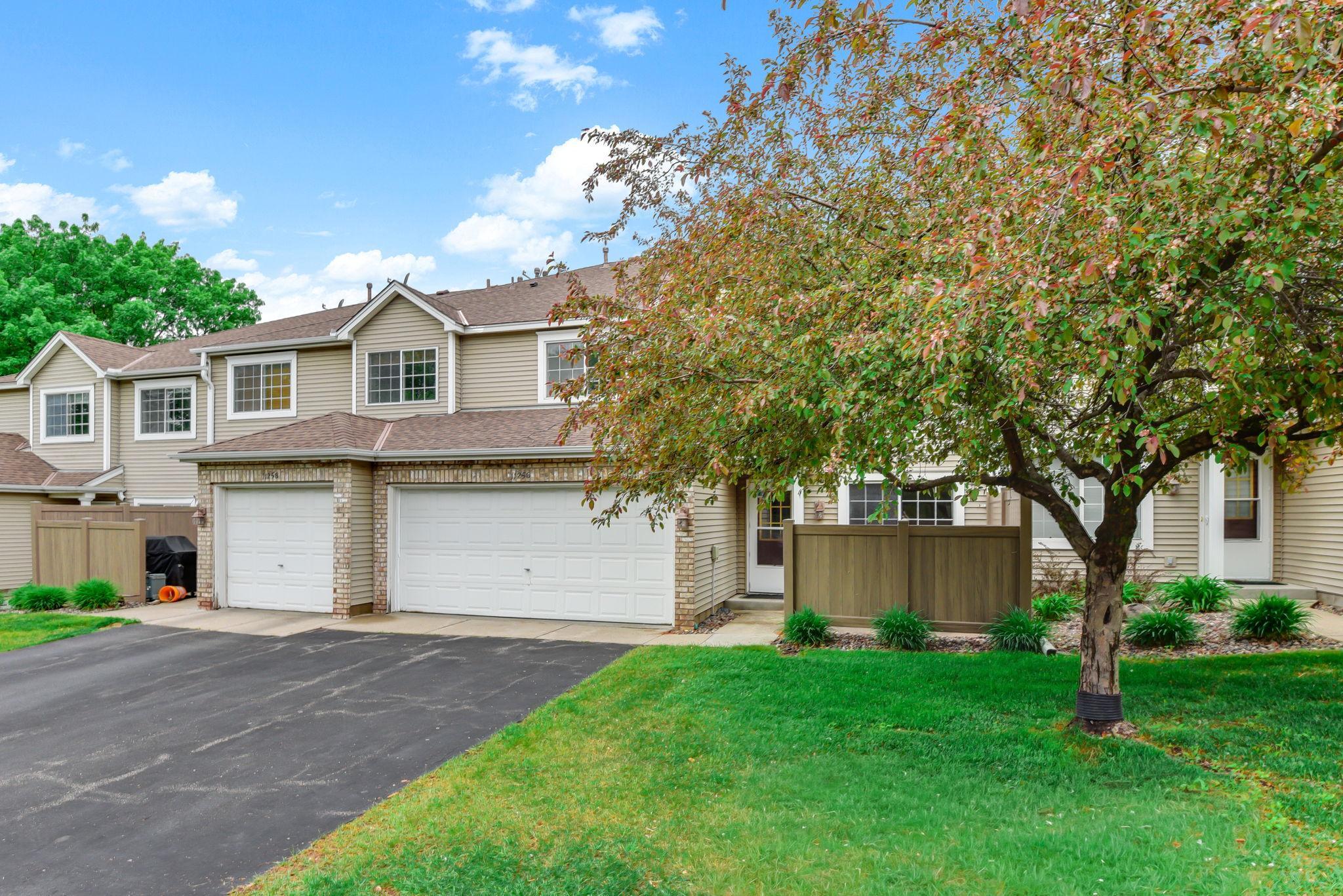 View of Residential at 11256 Providence Lane, Eden Prairie MN 55344, Eden Prairie (30 of 37) - Mike Wilen | Minnesota Team Real Estate
