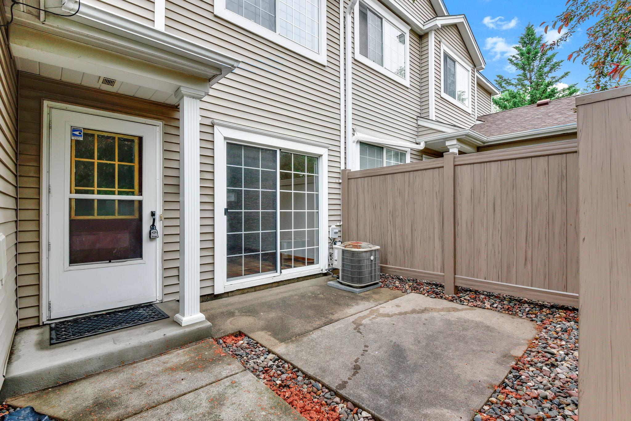 View of Residential at 11256 Providence Lane, Eden Prairie MN 55344, Eden Prairie (27 of 37) - Mike Wilen | Minnesota Team Real Estate