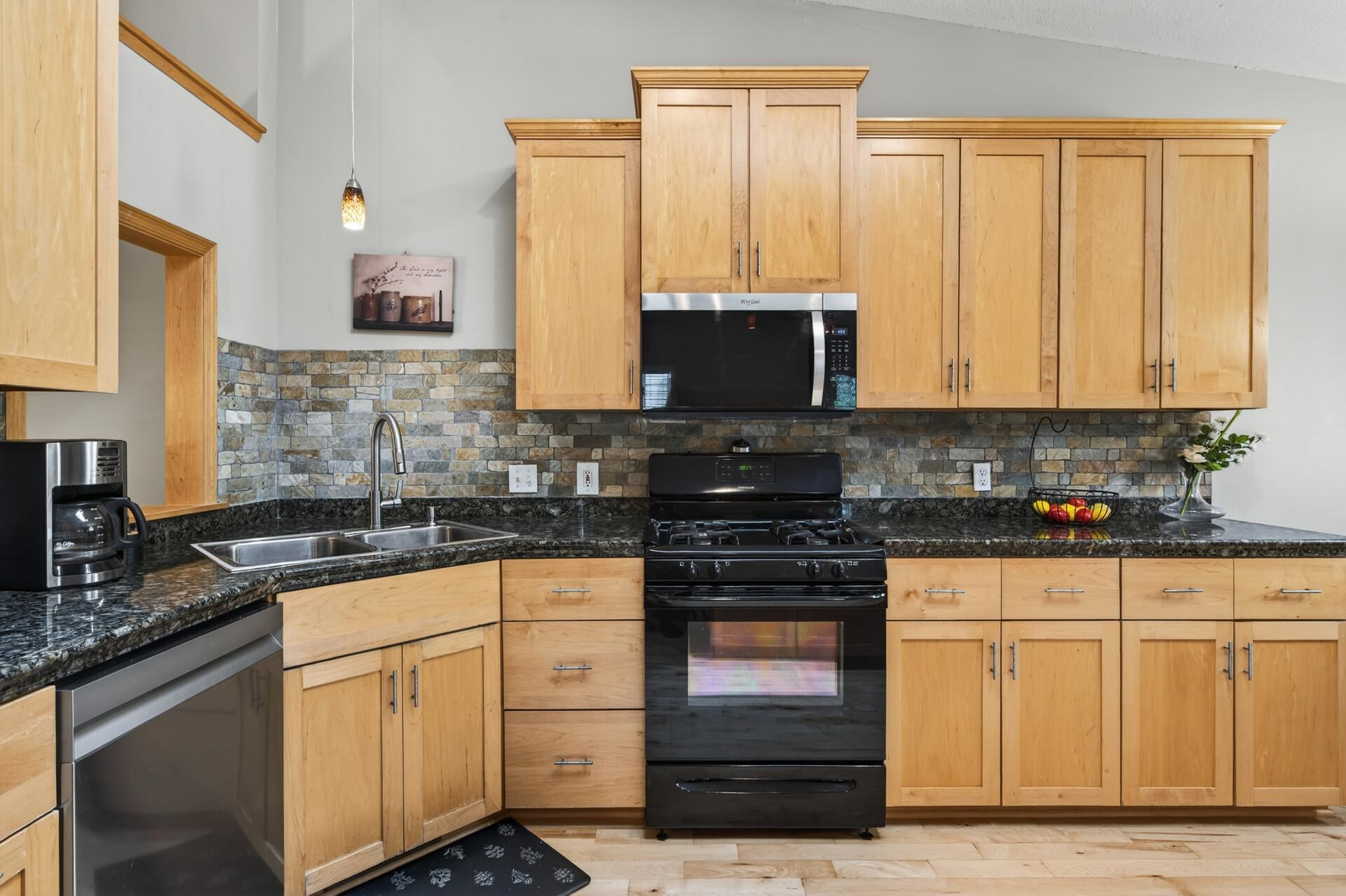 View of Residential at 4302 Mccoll Drive, Savage MN 55378, Savage (19 of 53) - Mike Wilen | Minnesota Team Real Estate
