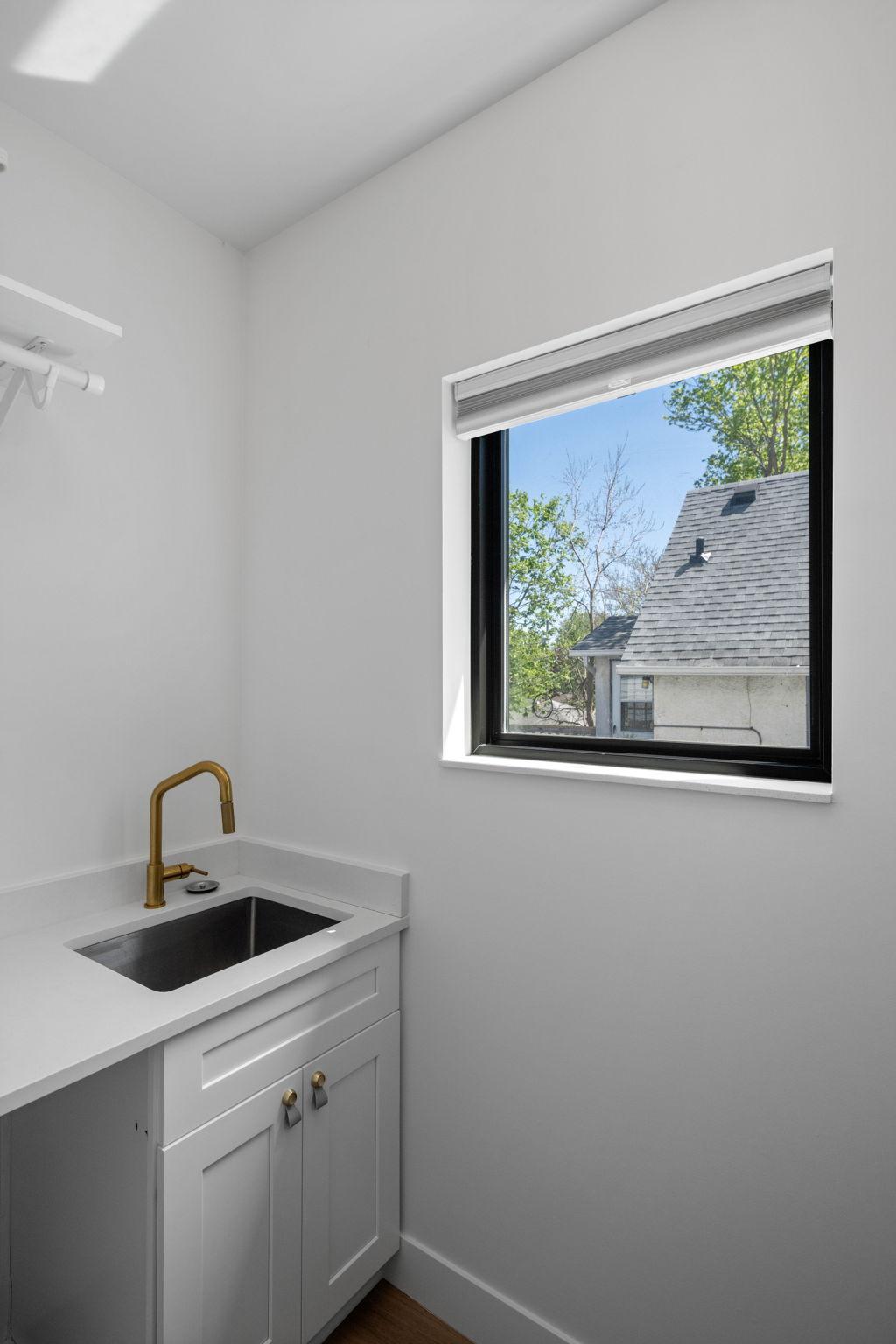 View of Residential at 1733 3rd Street, Minneapolis MN 55413, Minneapolis (36 of 46) - Mike Wilen | Minnesota Team Real Estate