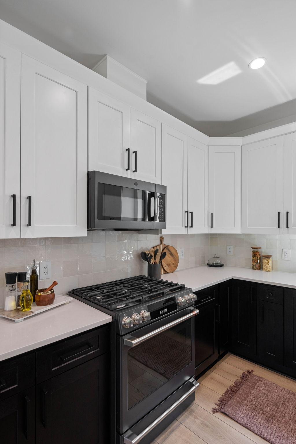View of Residential at 1733 3rd Street, Minneapolis MN 55413, Minneapolis (12 of 46) - Mike Wilen | Minnesota Team Real Estate