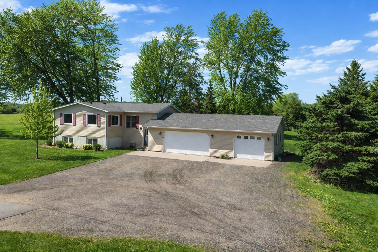 View of Residential Income at 4625 280th Street, Northfield MN 55057, Northfield (2 of 17) - Mike Wilen | Minnesota Team Real Estate
