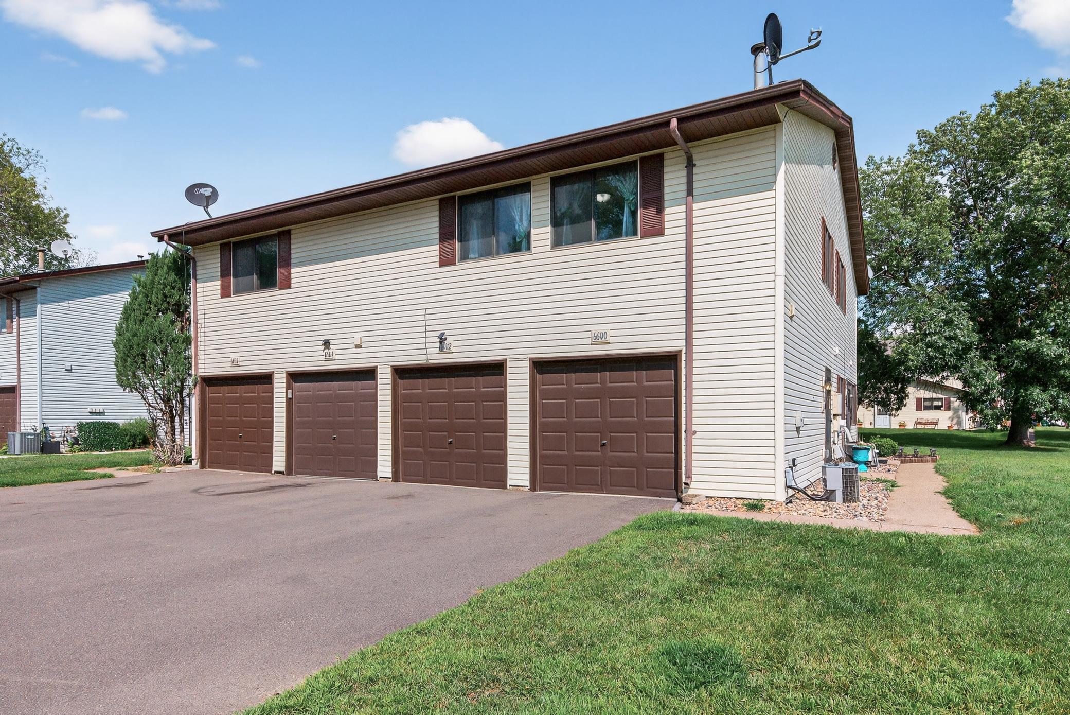 View of Residential at 6600 84th Court, Brooklyn Park MN 55445, Brooklyn Park (2 of 14) - Mike Wilen | Minnesota Team Real Estate