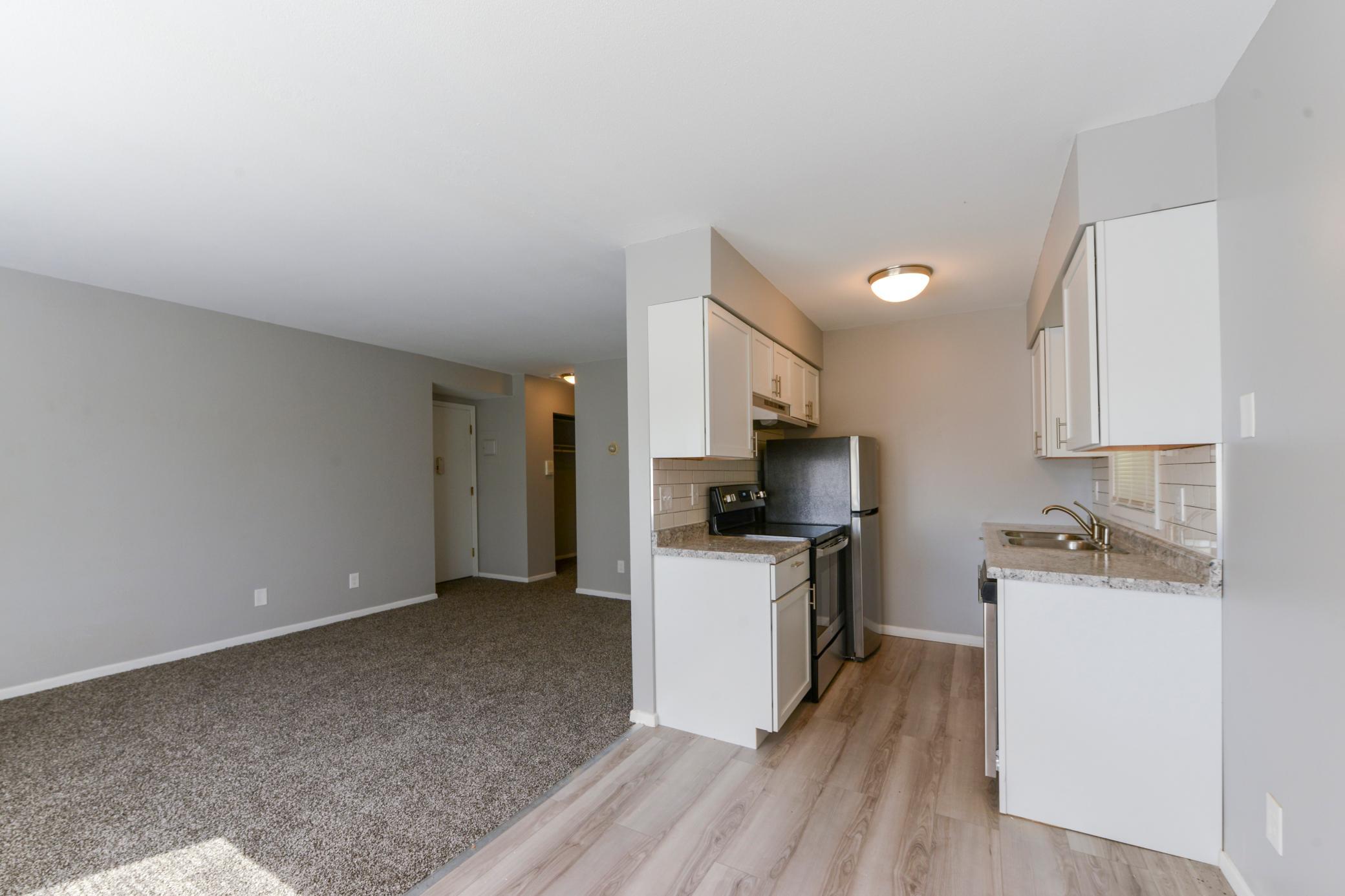 View of Commercial Sale at 3018 30th Avenue, Minneapolis MN 55406, Minneapolis (7 of 14) - Mike Wilen | Minnesota Team Real Estate