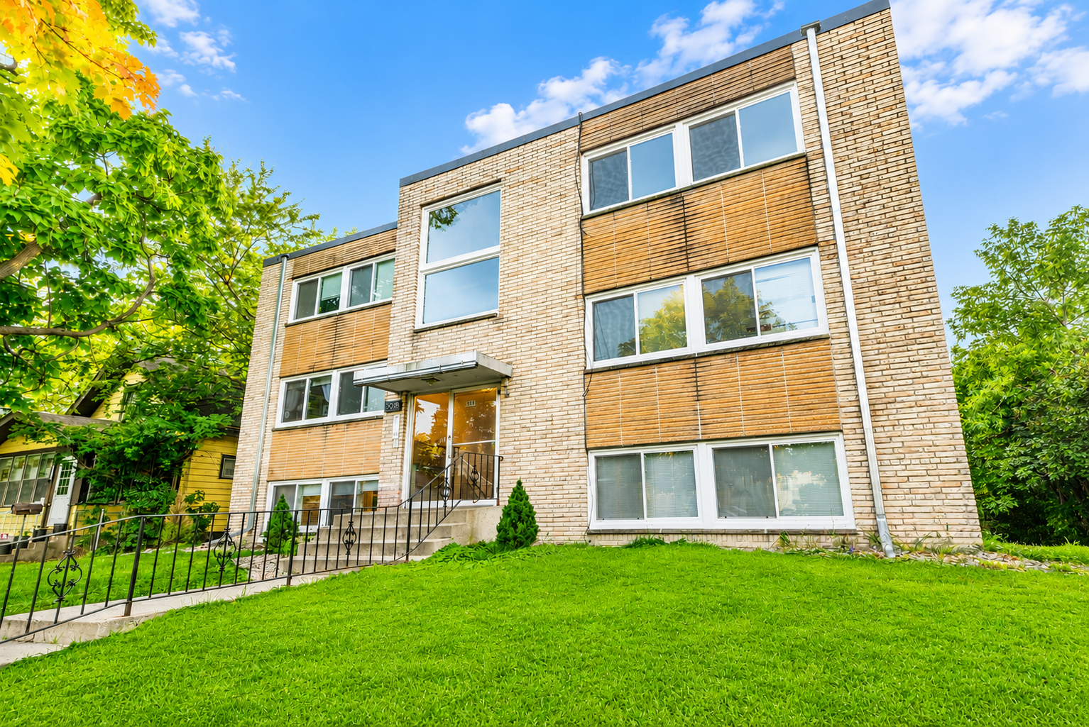 View of Commercial Sale at 3018 30th Avenue, Minneapolis MN 55406, Minneapolis (2 of 14) - Mike Wilen | Minnesota Team Real Estate