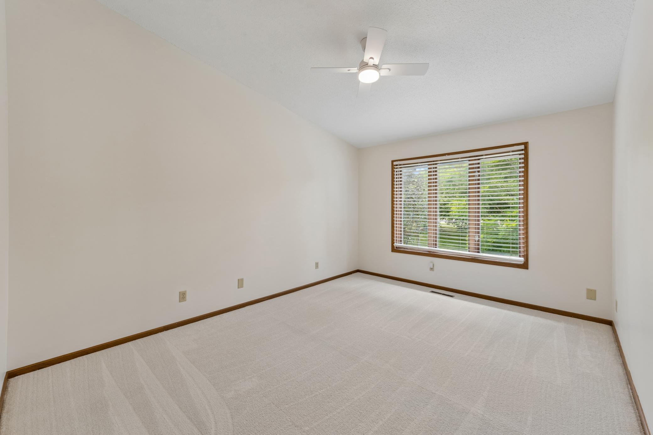 View of Residential at 9526 Woodbridge Road, Bloomington MN 55438, Bloomington (20 of 45) - Mike Wilen | Minnesota Team Real Estate