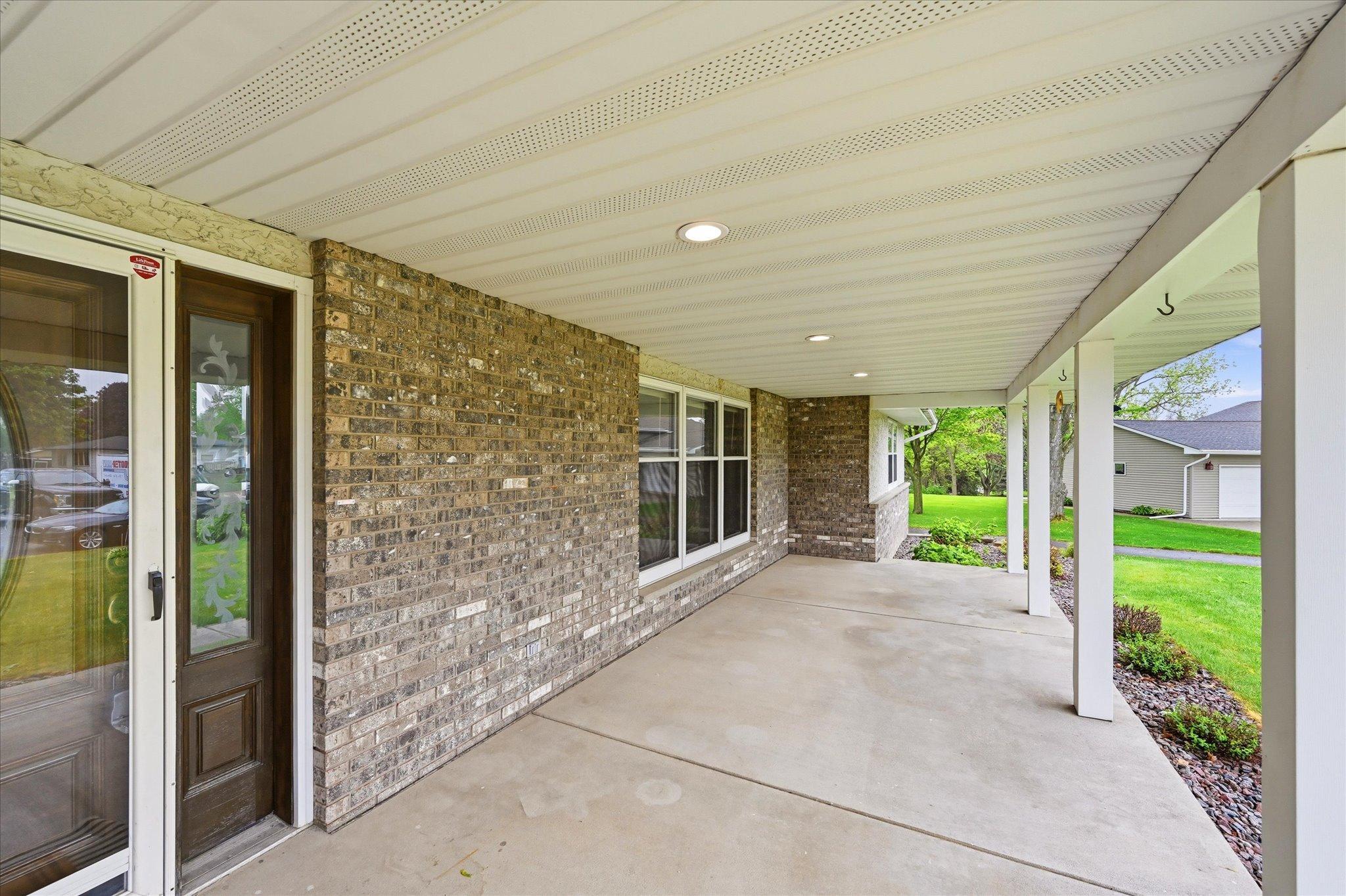 View of Residential at 11826 Larabee Circle, Albertville MN 55301, Albertville (5 of 54) - Mike Wilen | Minnesota Team Real Estate