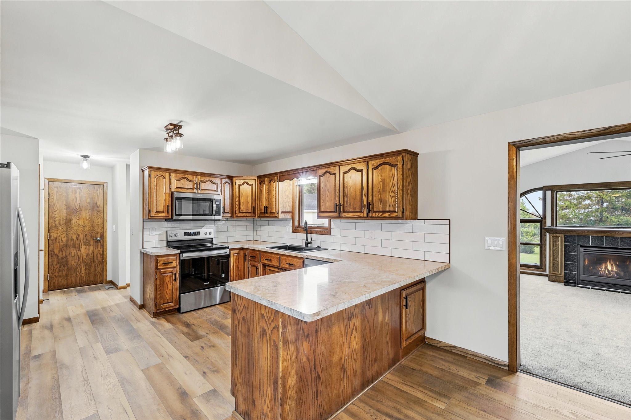 View of Residential at 11826 Larabee Circle, Albertville MN 55301, Albertville (15 of 54) - Mike Wilen | Minnesota Team Real Estate