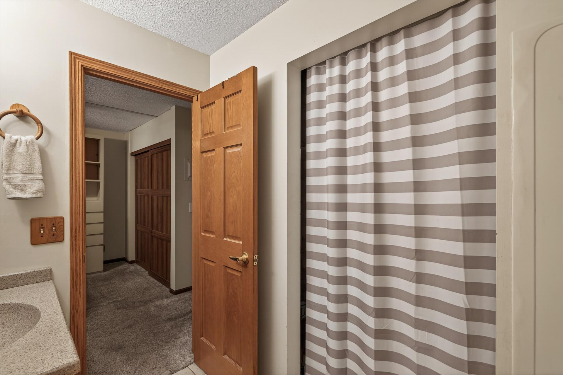 View of Residential at 1601 Innsbruck Drive #379, Fridley MN 55432, Fridley (17 of 28) - Mike Wilen | Minnesota Team Real Estate