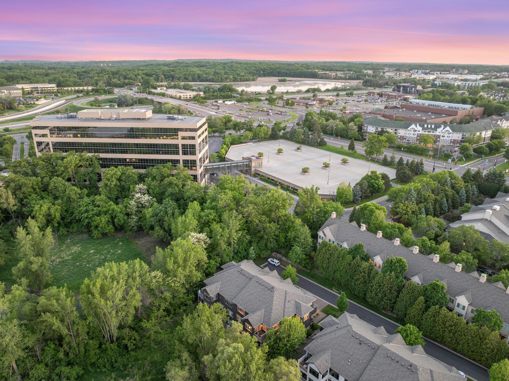 View of Residential at 671 Willoughby Way, Minnetonka MN 55305, Minnetonka (73 of 82) - Mike Wilen | Minnesota Team Real Estate