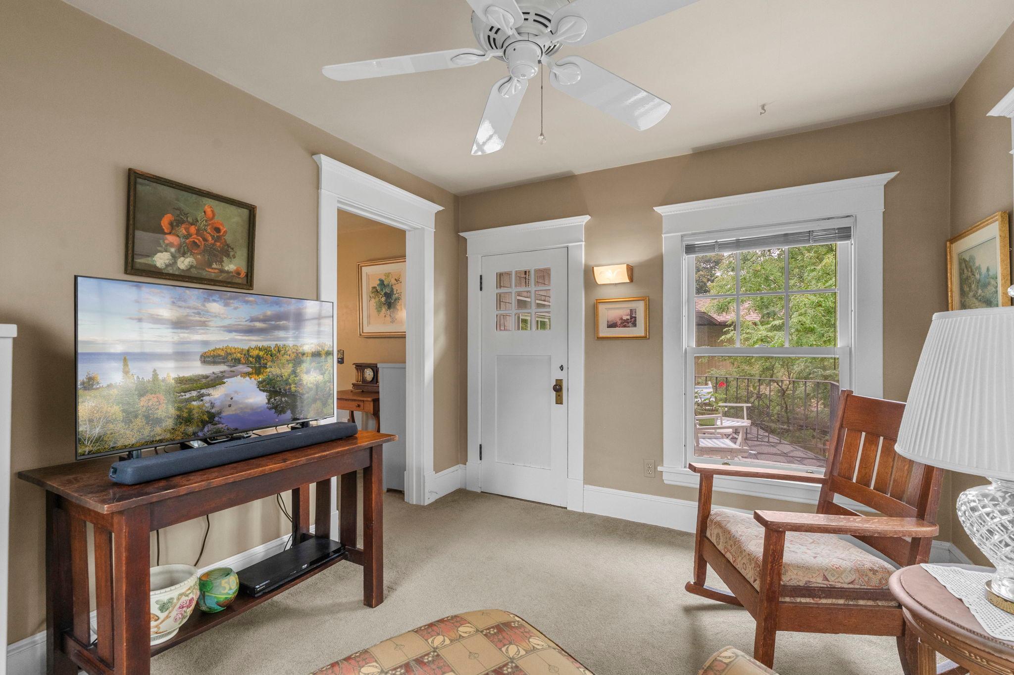 View of Residential at 3641 Dupont Avenue, Minneapolis MN 55409, Minneapolis (24 of 50) - Mike Wilen | Minnesota Team Real Estate