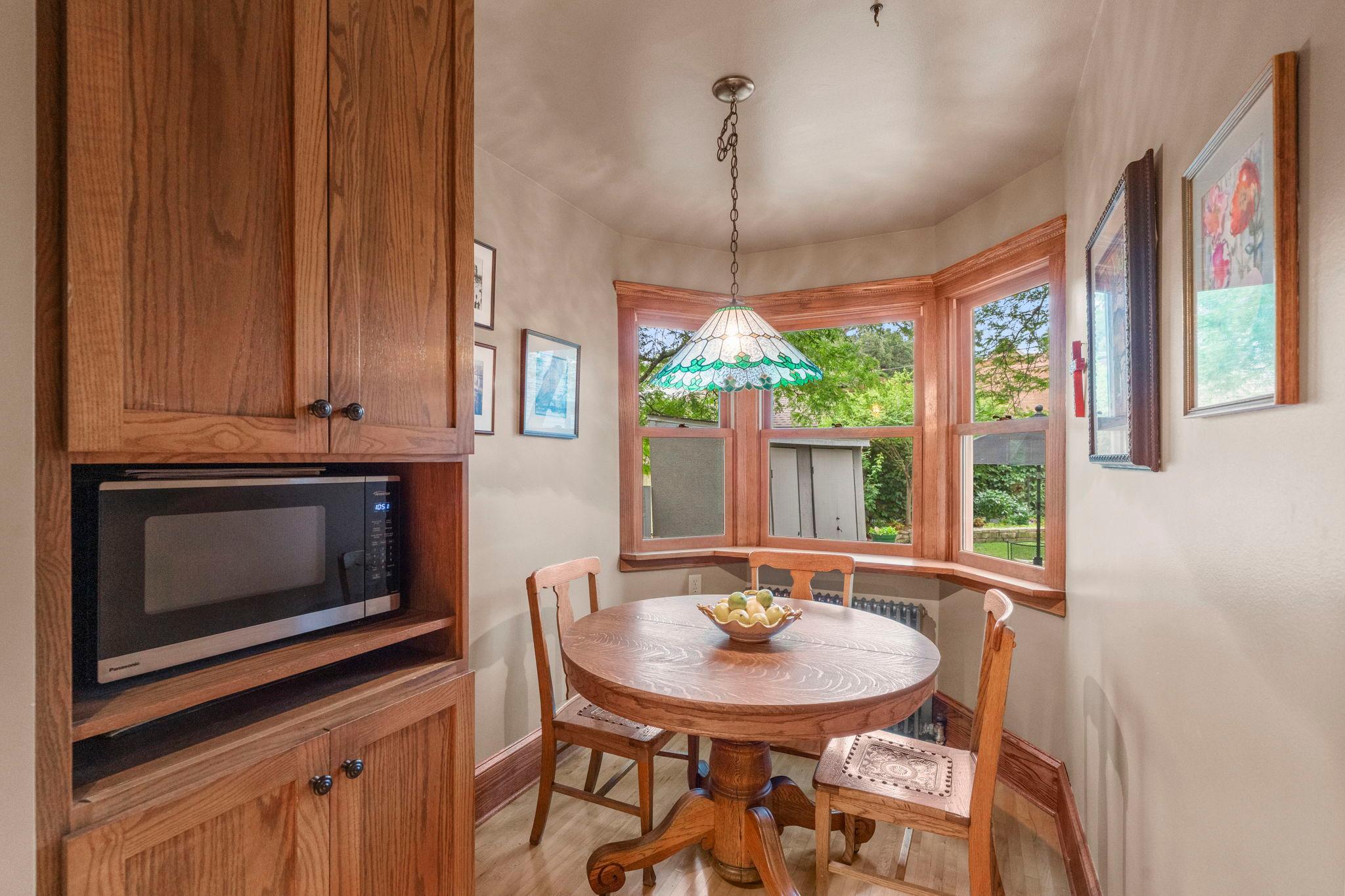 View of Residential at 3641 Dupont Avenue, Minneapolis MN 55409, Minneapolis (17 of 50) - Mike Wilen | Minnesota Team Real Estate