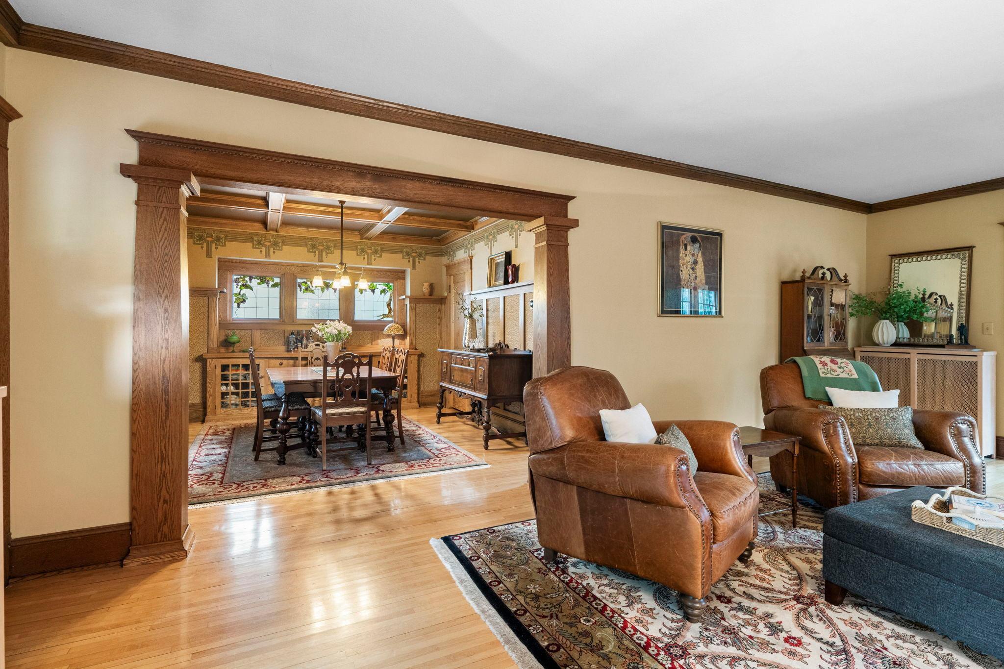 View of Residential at 3641 Dupont Avenue, Minneapolis MN 55409, Minneapolis (8 of 50) - Mike Wilen | Minnesota Team Real Estate