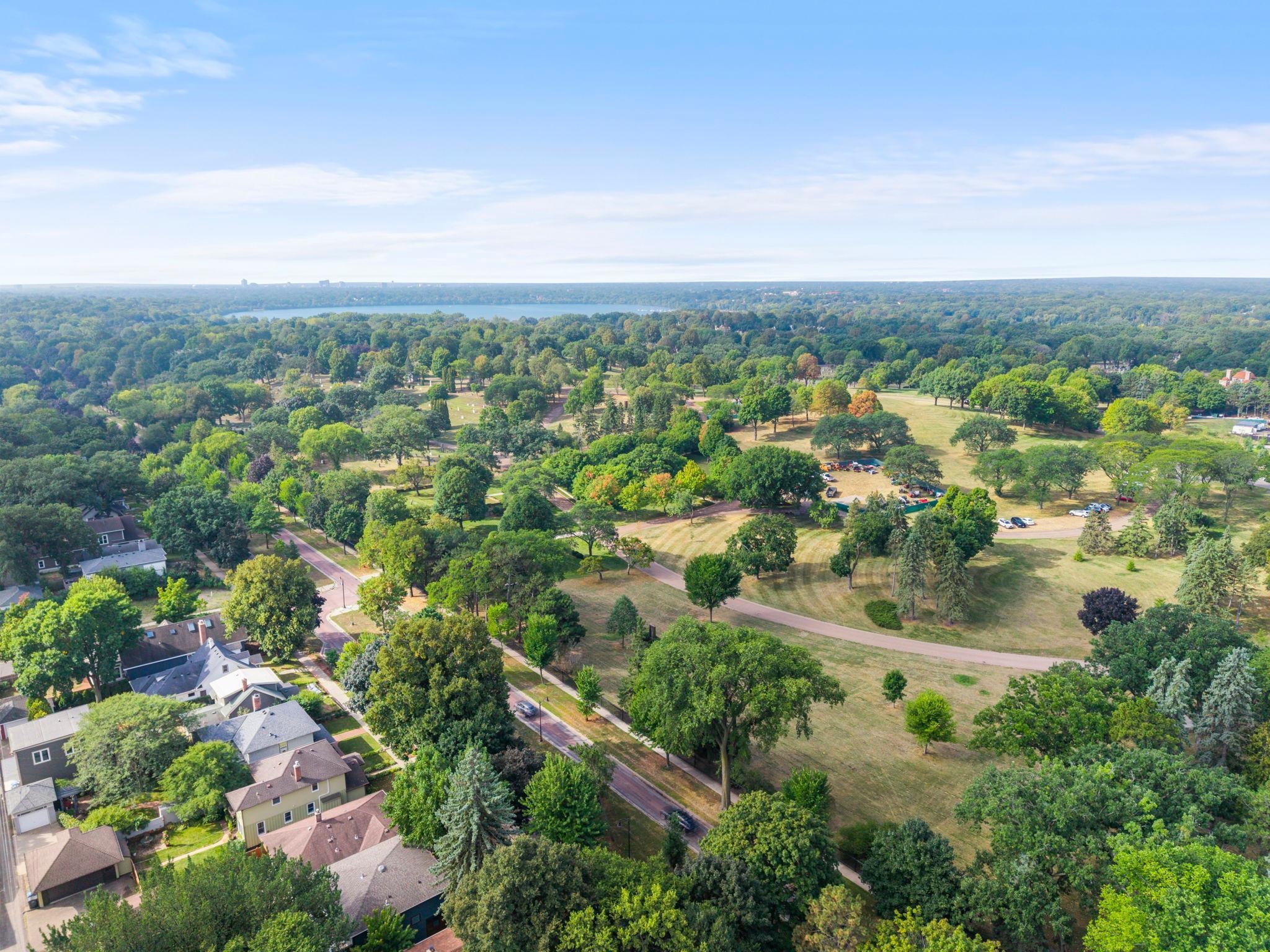 View of Residential at 3641 Dupont Avenue, Minneapolis MN 55409, Minneapolis (46 of 50) - Mike Wilen | Minnesota Team Real Estate