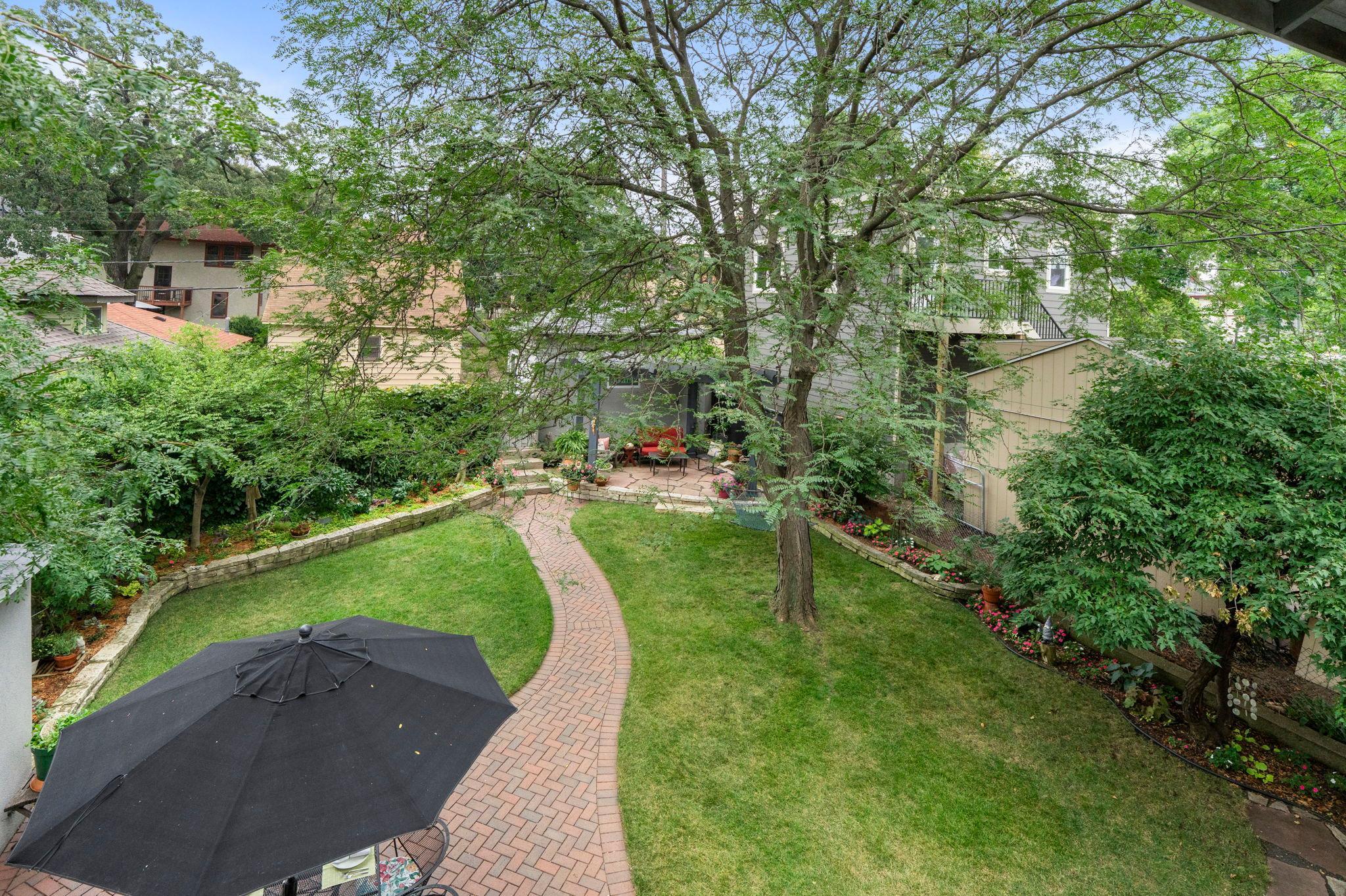 View of Residential at 3641 Dupont Avenue, Minneapolis MN 55409, Minneapolis (42 of 50) - Mike Wilen | Minnesota Team Real Estate