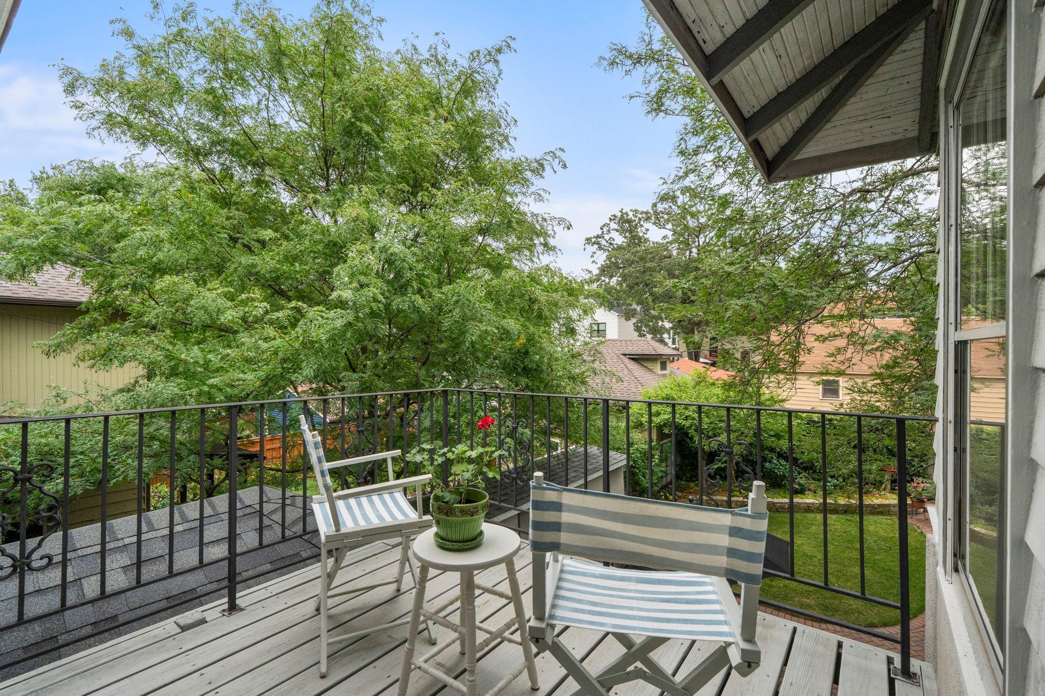 View of Residential at 3641 Dupont Avenue, Minneapolis MN 55409, Minneapolis (25 of 50) - Mike Wilen | Minnesota Team Real Estate