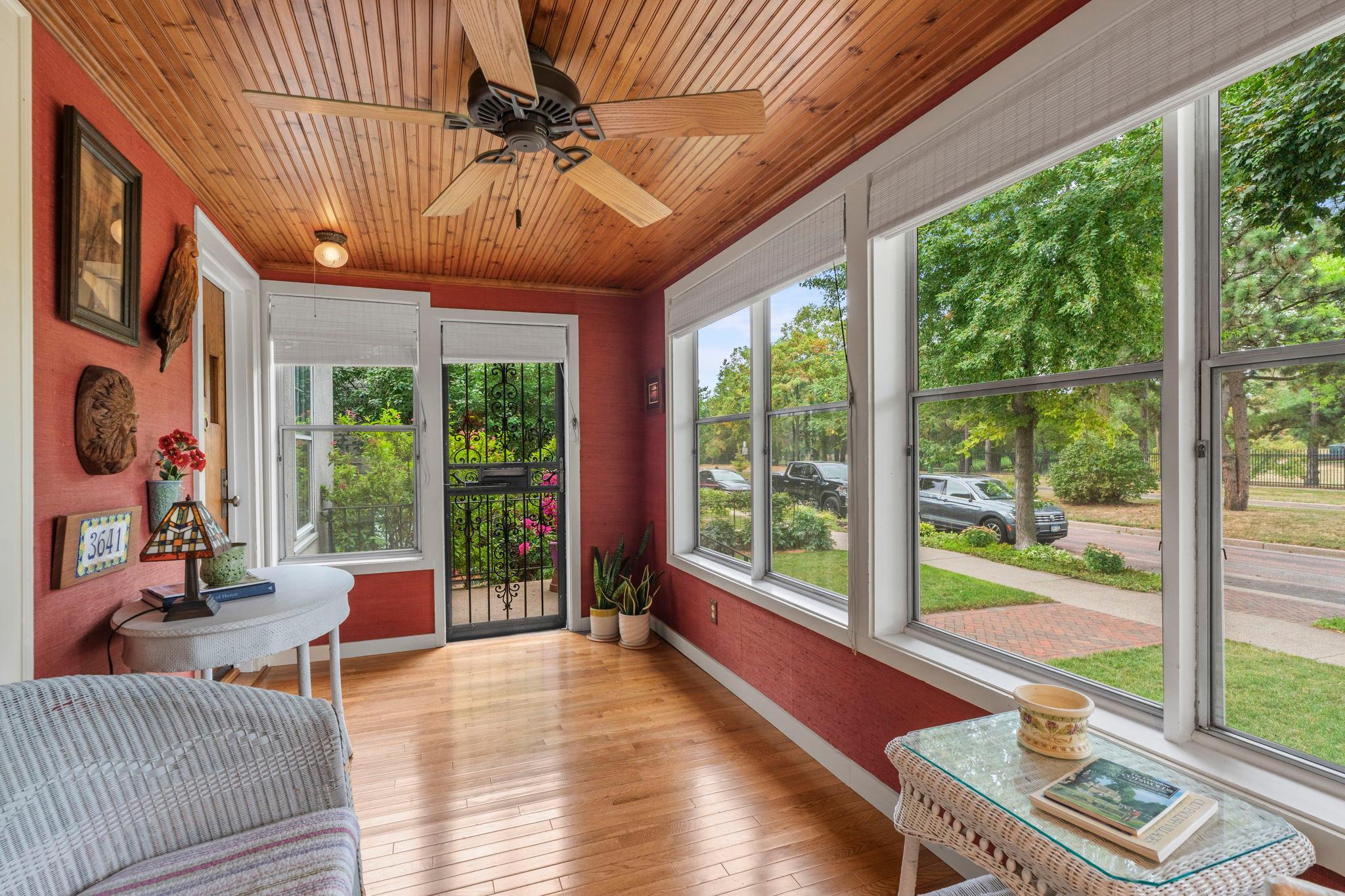 View of Residential at 3641 Dupont Avenue, Minneapolis MN 55409, Minneapolis (6 of 50) - Mike Wilen | Minnesota Team Real Estate