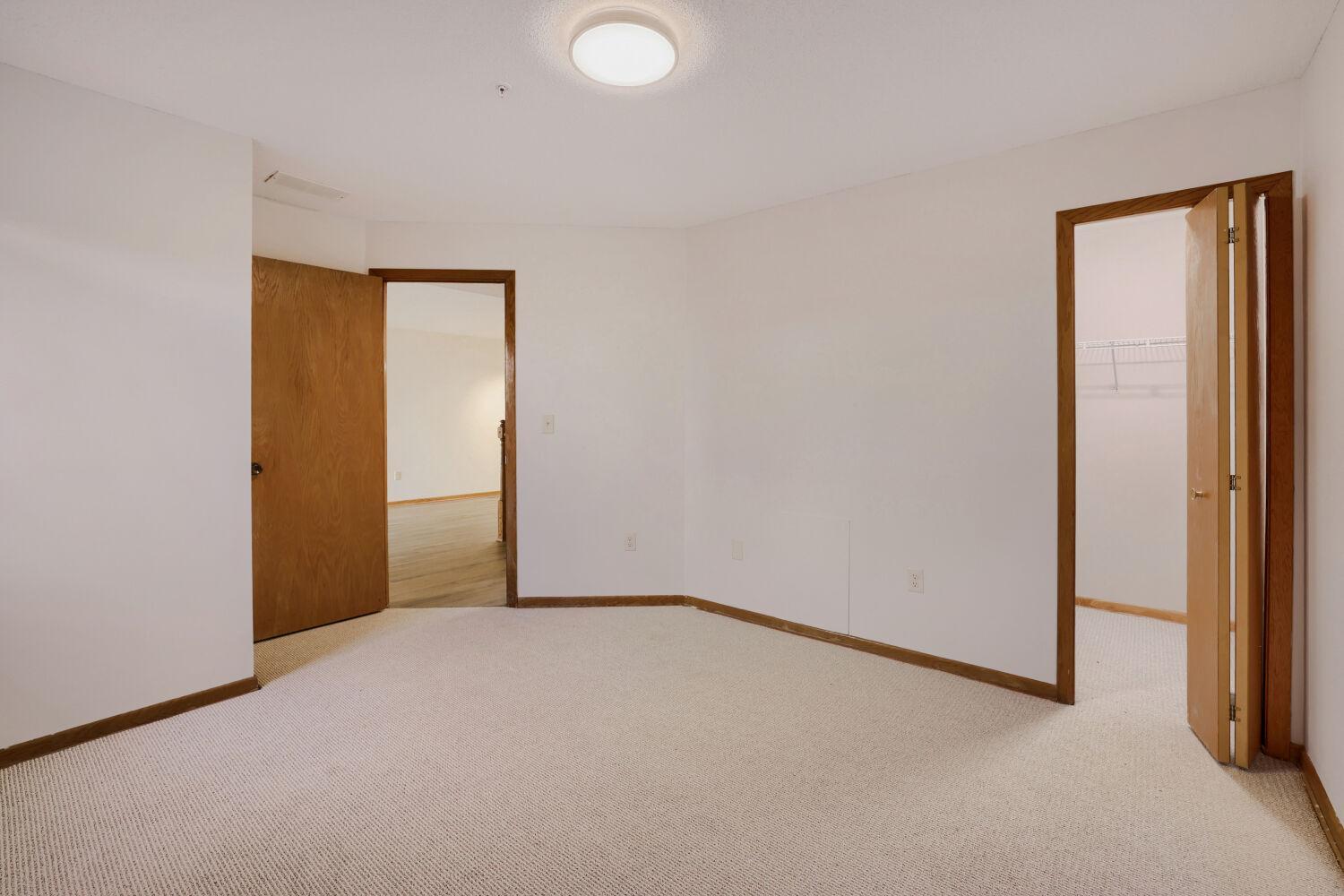 View of Residential at 2225 Ranchview Lane #7, Plymouth MN 55447, Plymouth (17 of 29) - Mike Wilen | Minnesota Team Real Estate